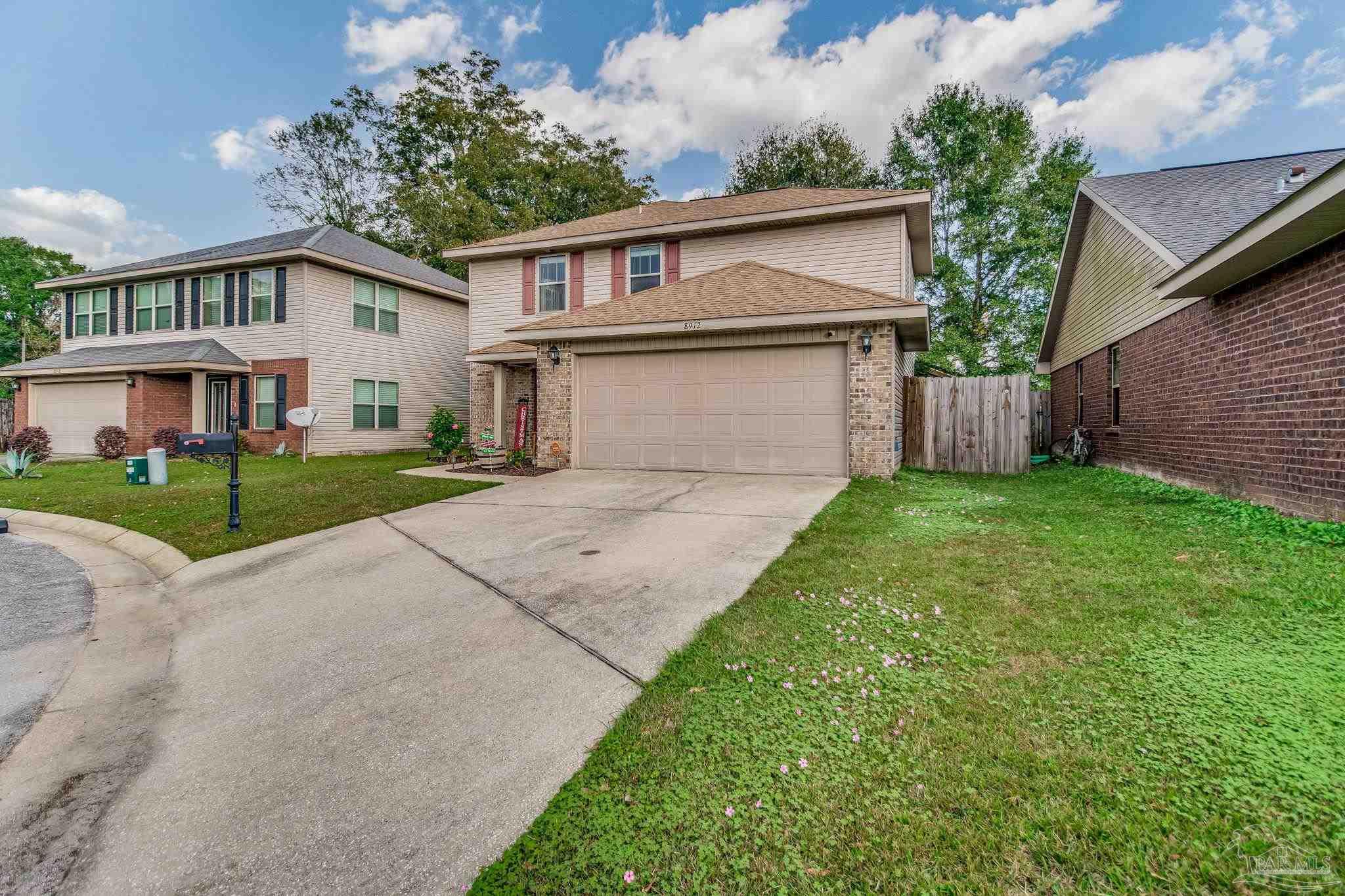 8912 Hertford Cir