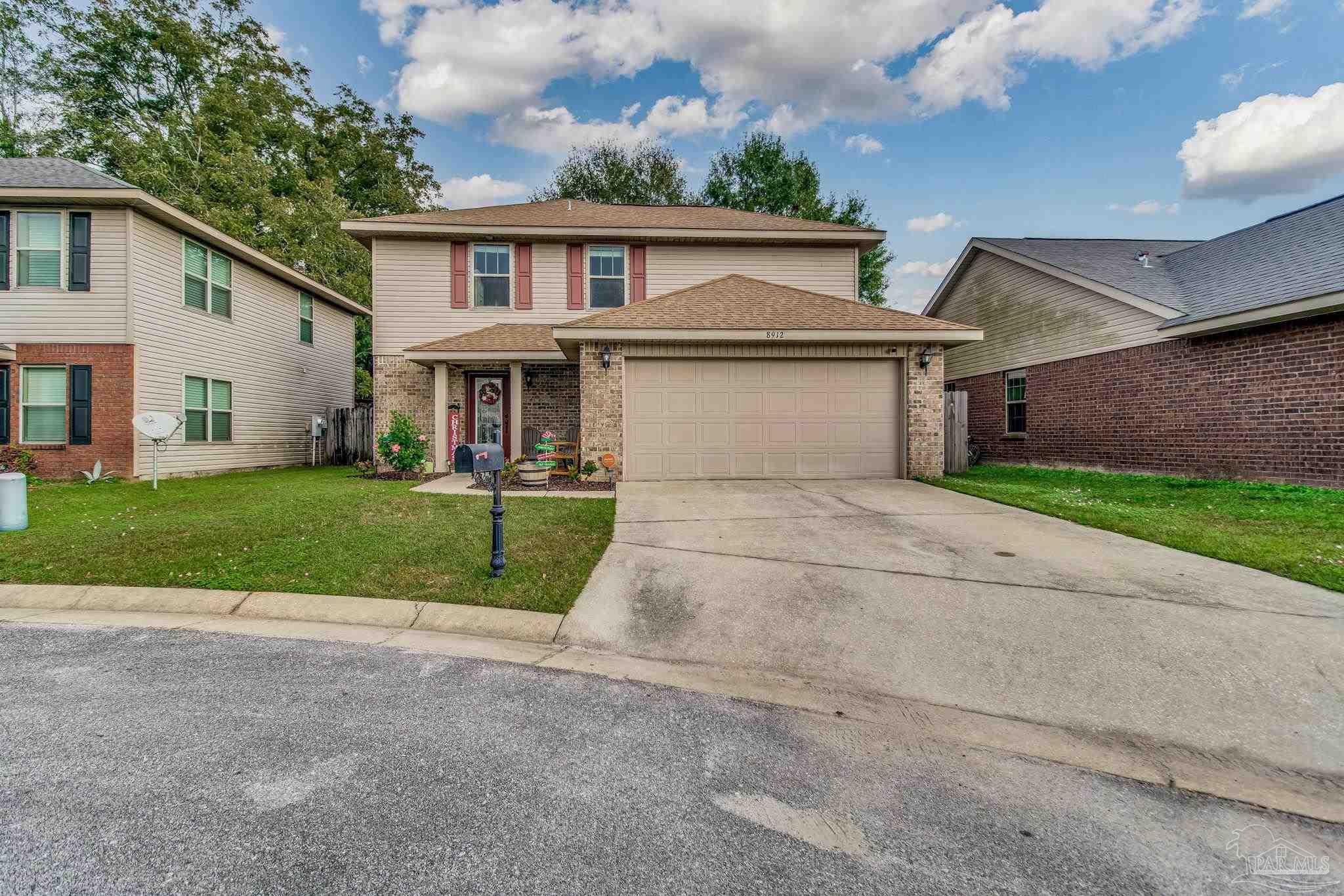 8912 Hertford Cir
