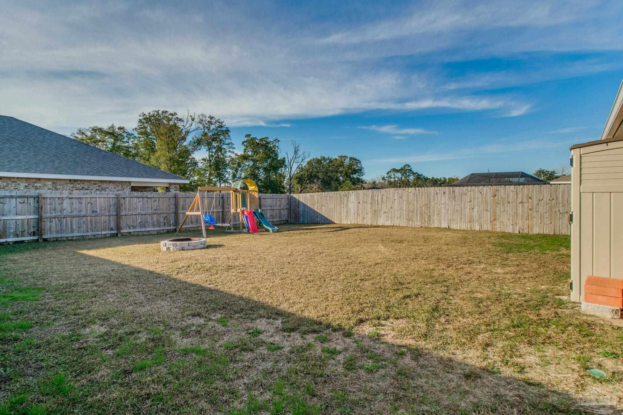 7805 Lakeside Oaks Dr