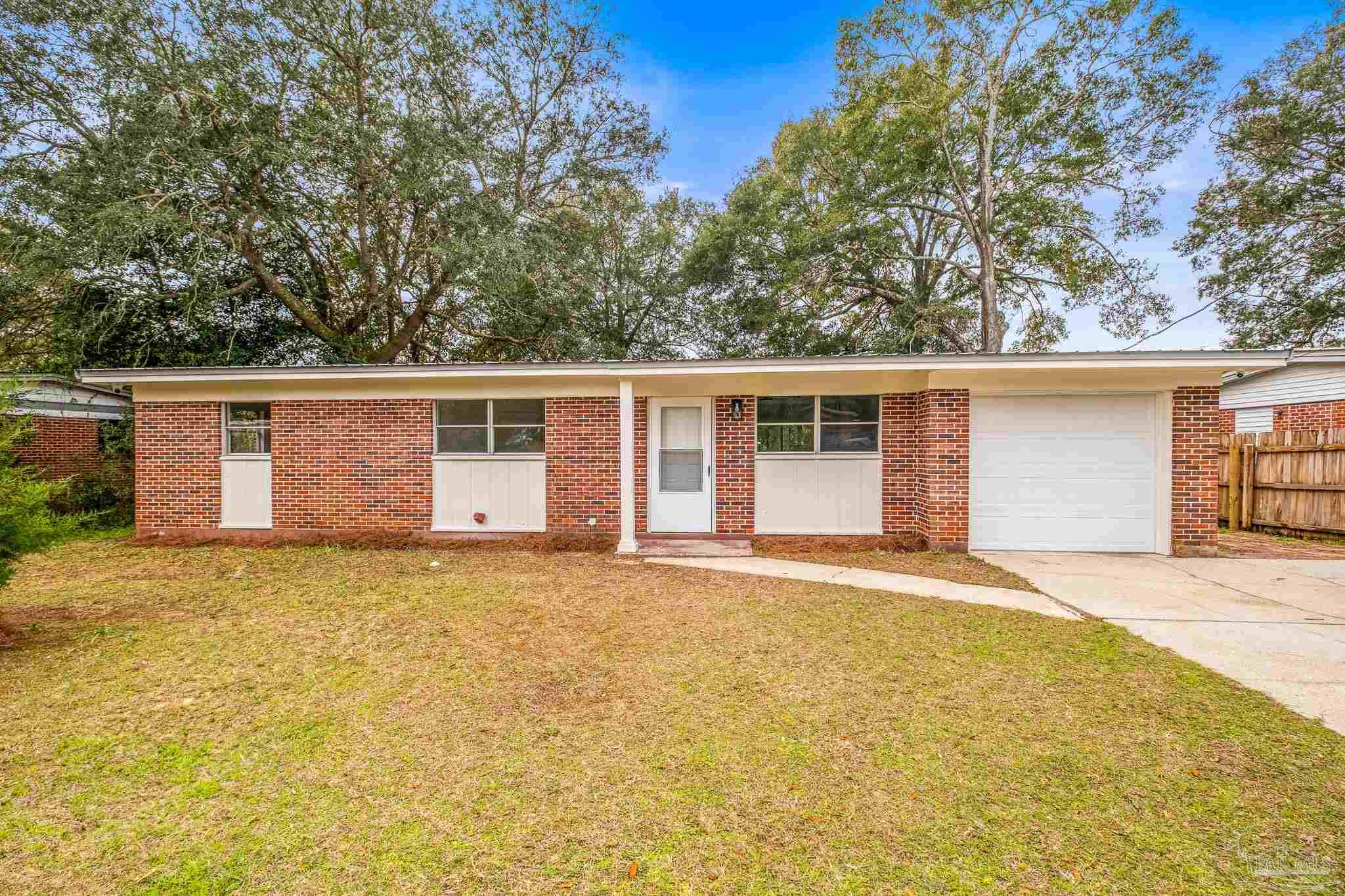 6409 Julia Dr