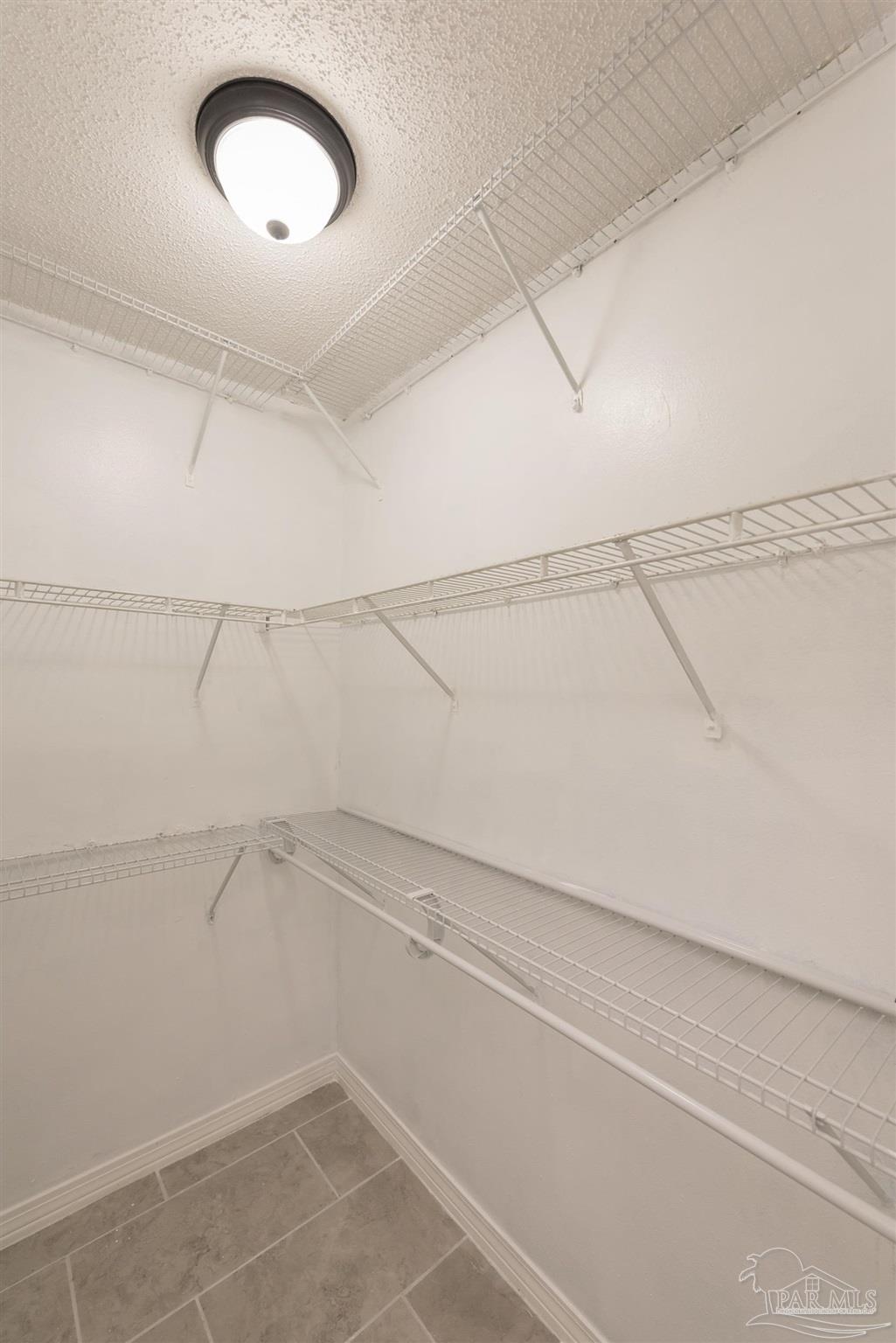 1223 Brook Bend Rd