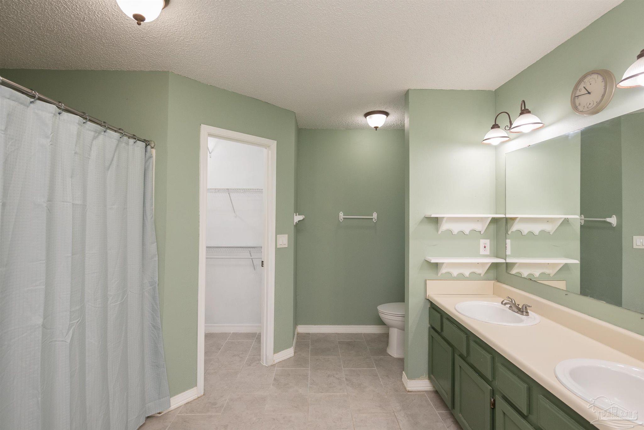 1223 Brook Bend Rd