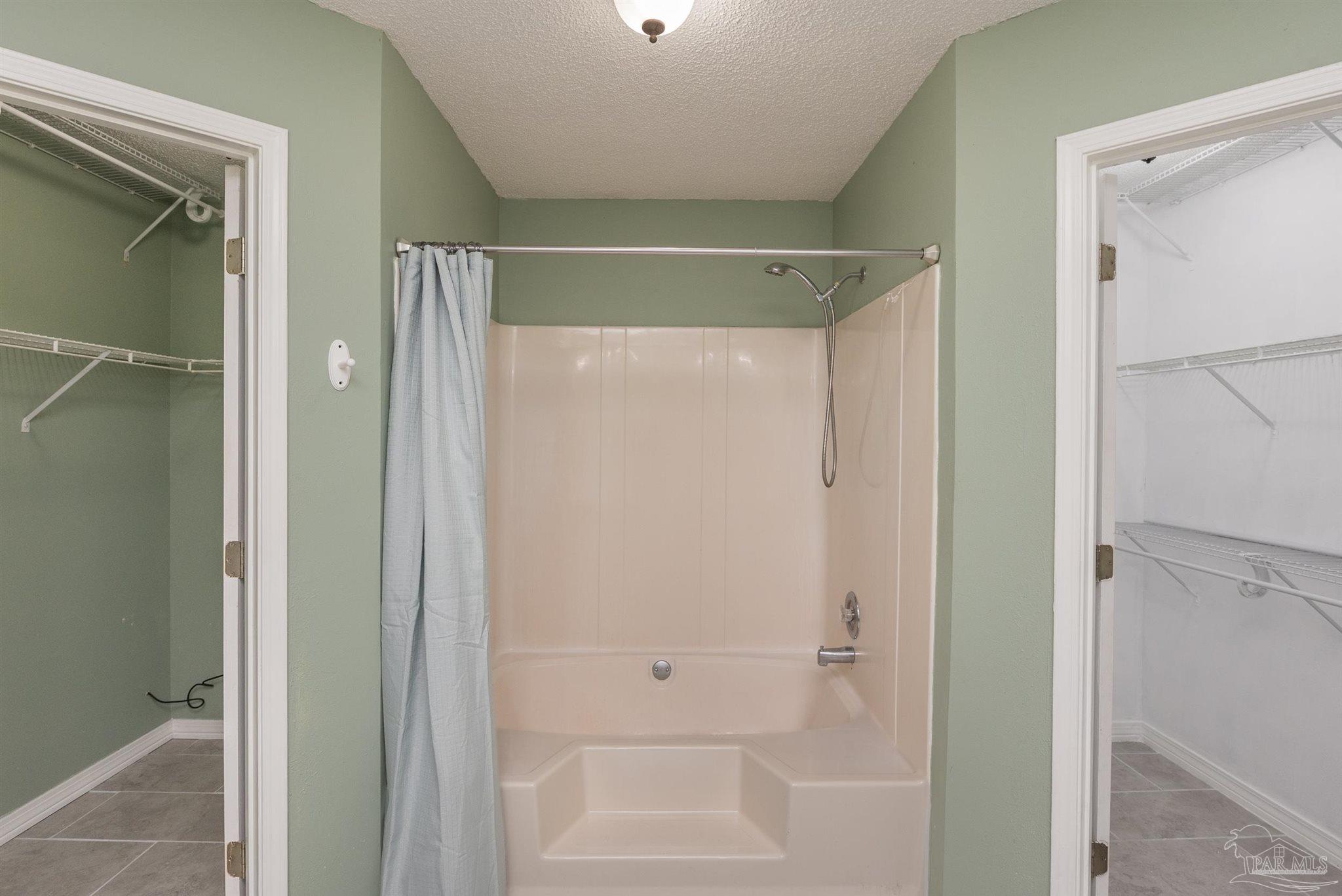 1223 Brook Bend Rd