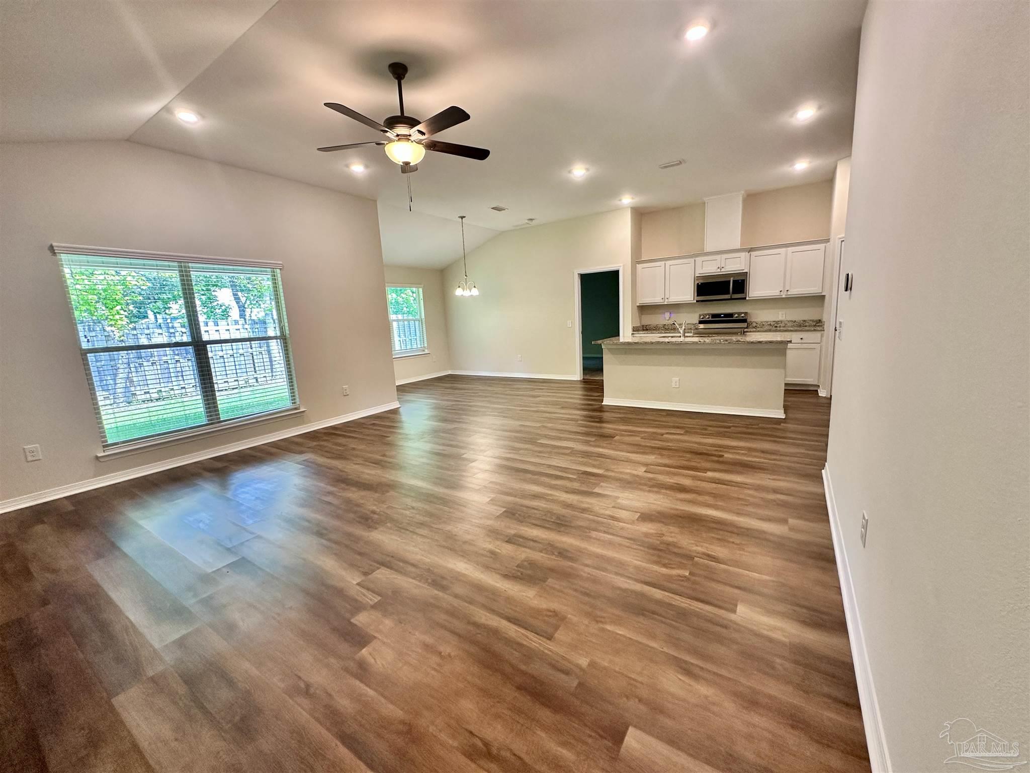 7941 Huntington Creek Ln