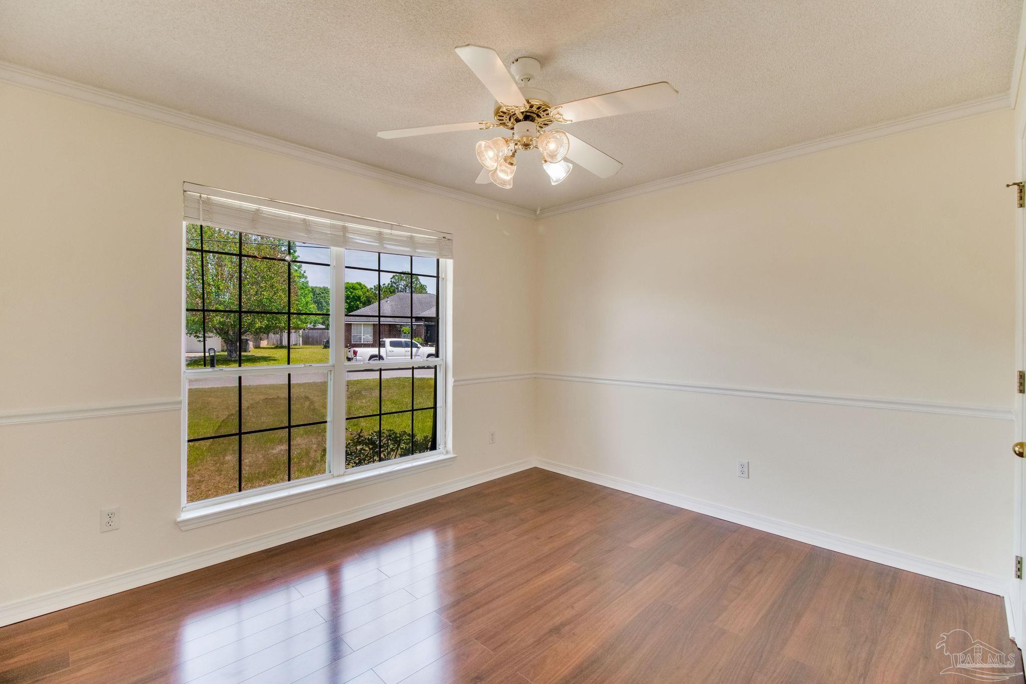 3086 Myrshine Dr