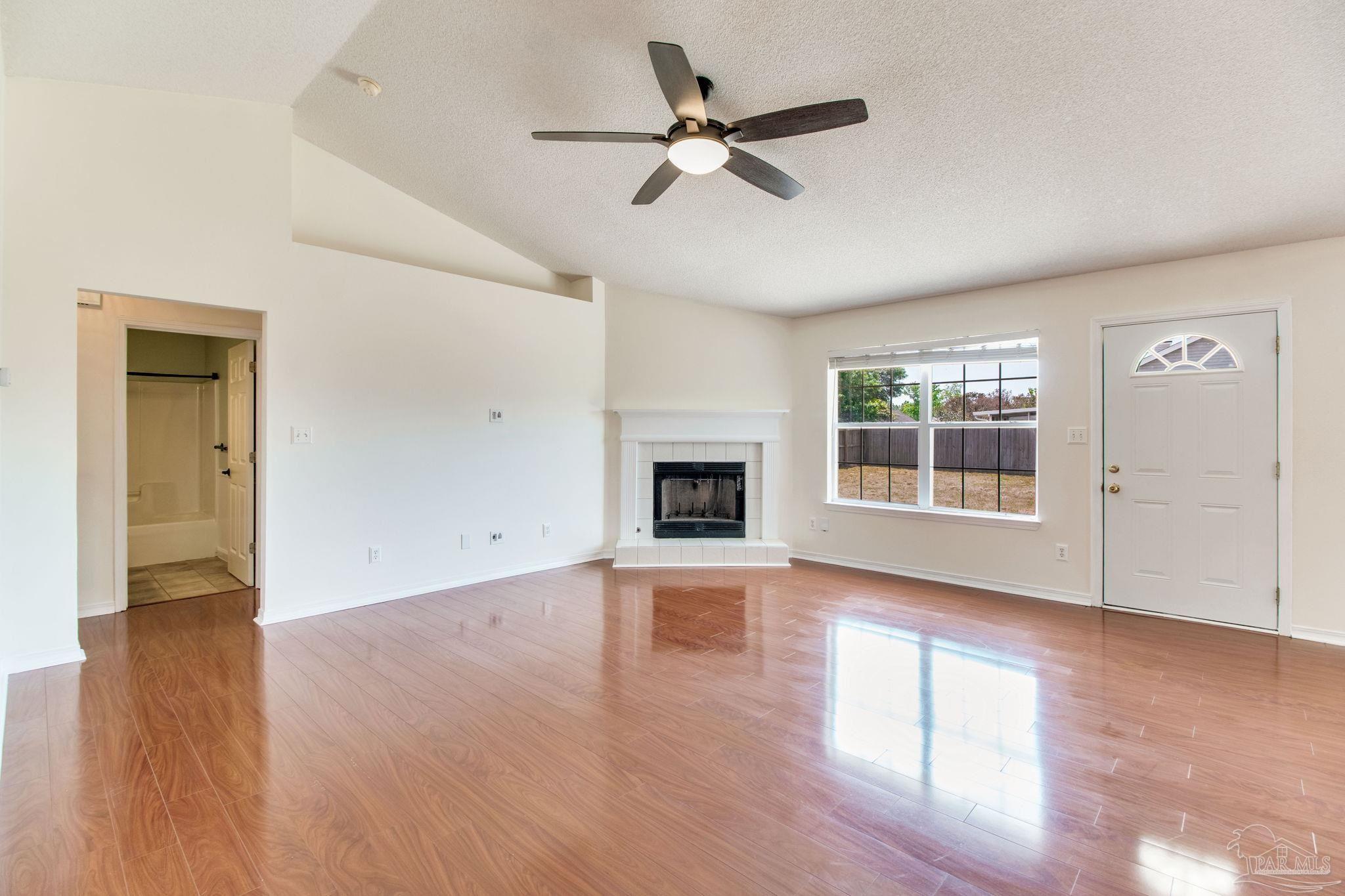 3086 Myrshine Dr
