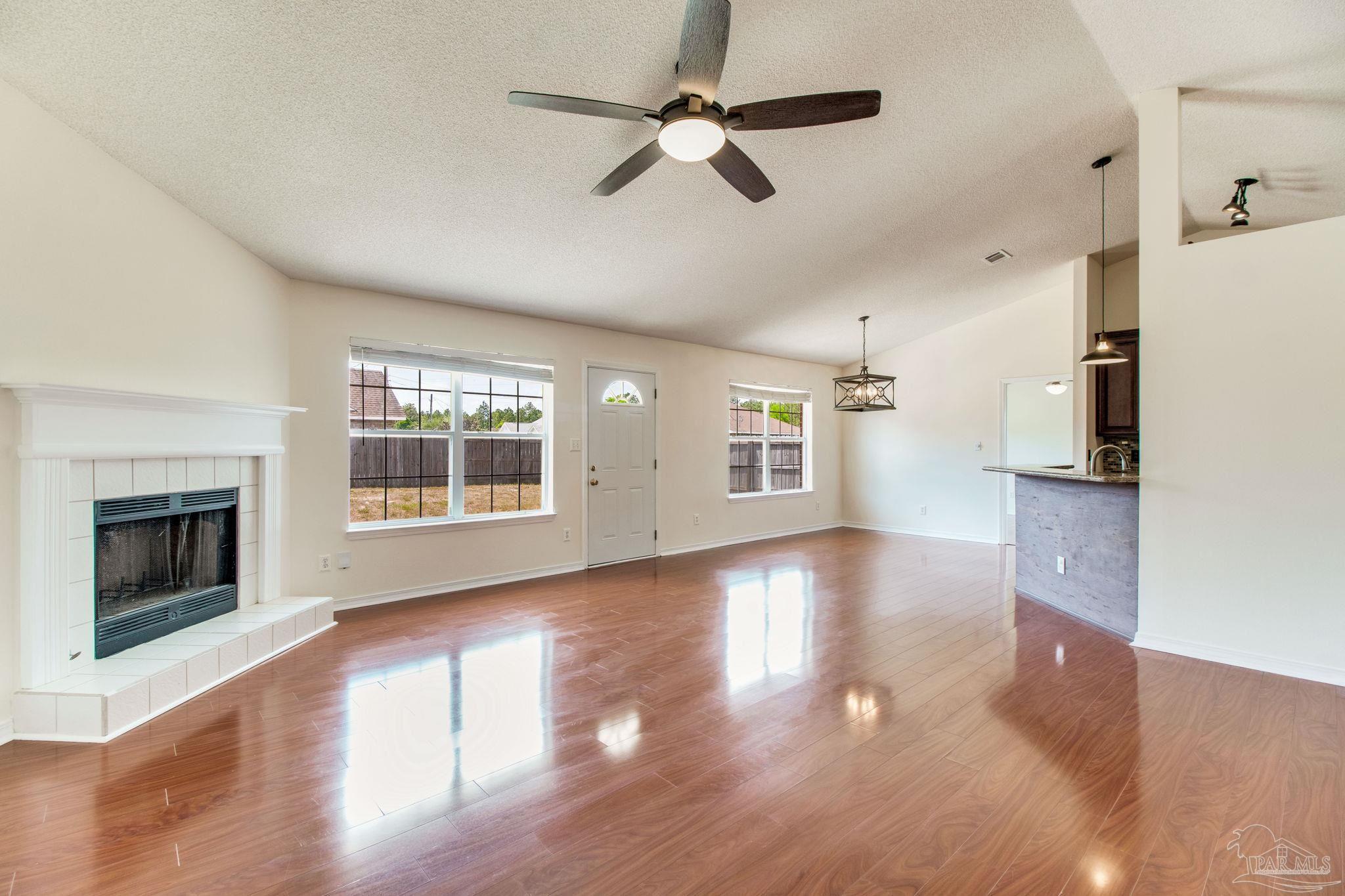 3086 Myrshine Dr
