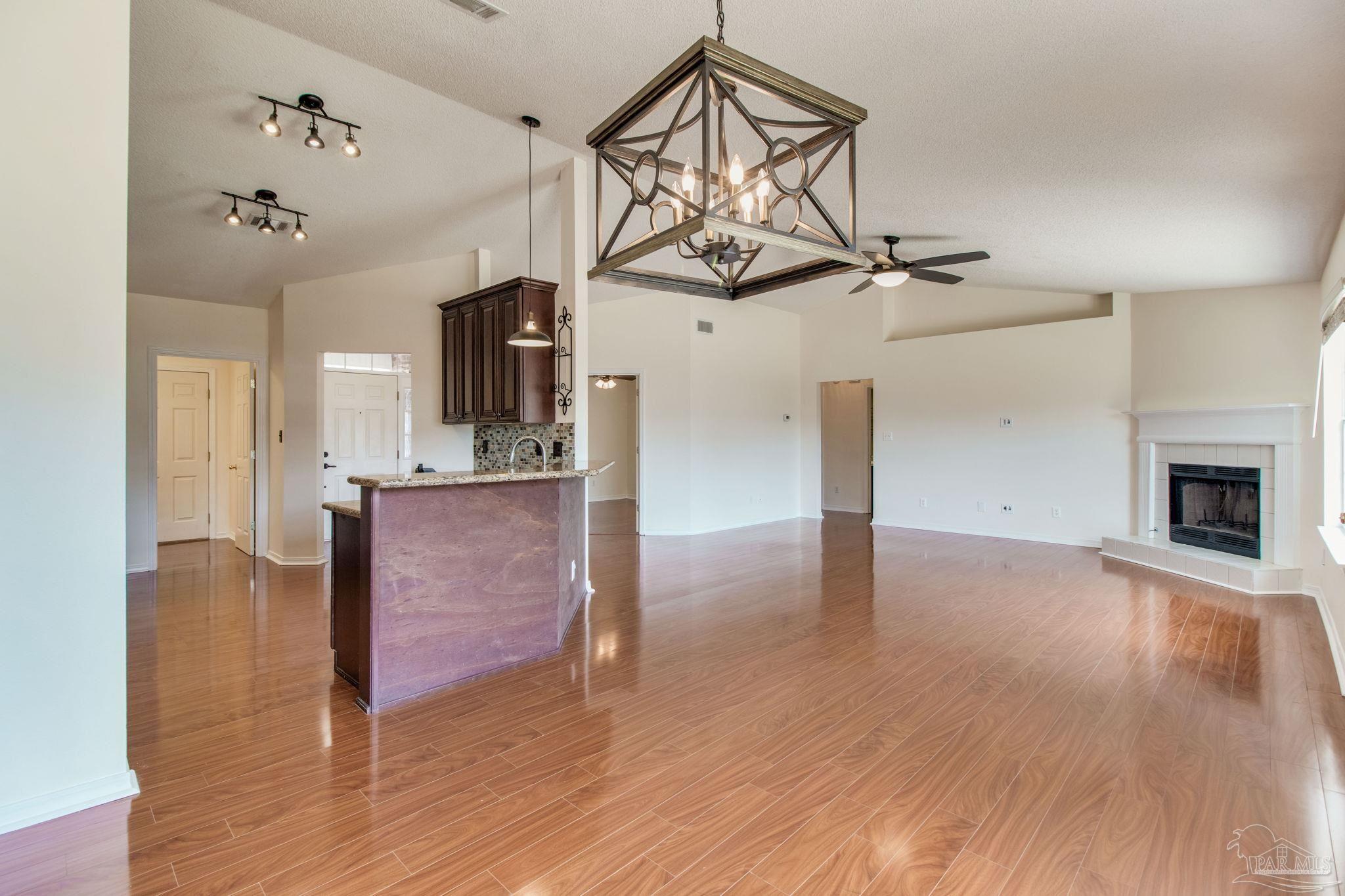 3086 Myrshine Dr