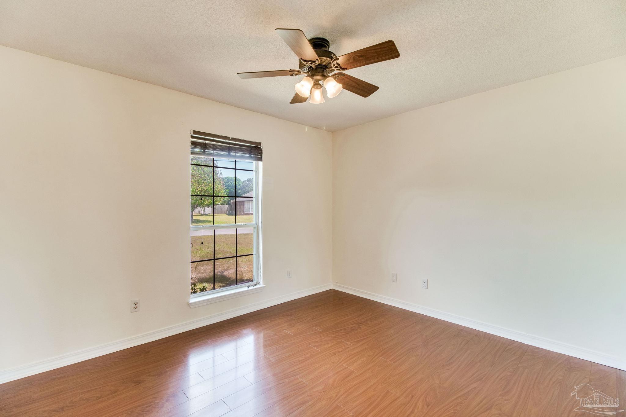 3086 Myrshine Dr