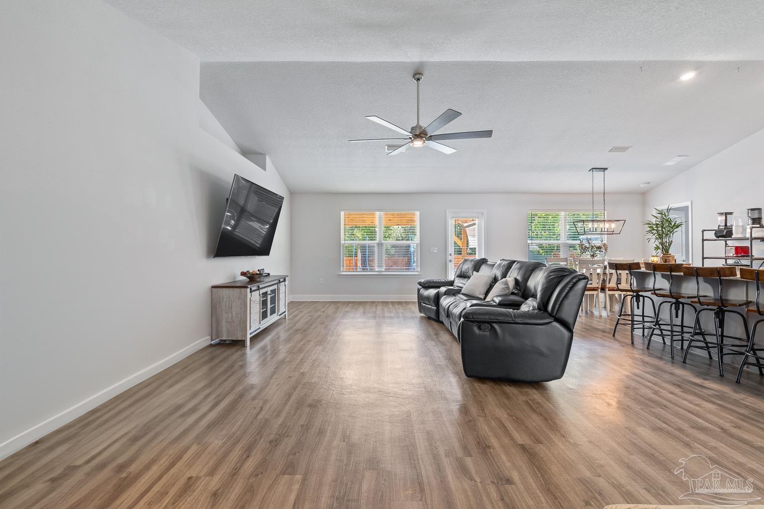 3533 Conley Dr