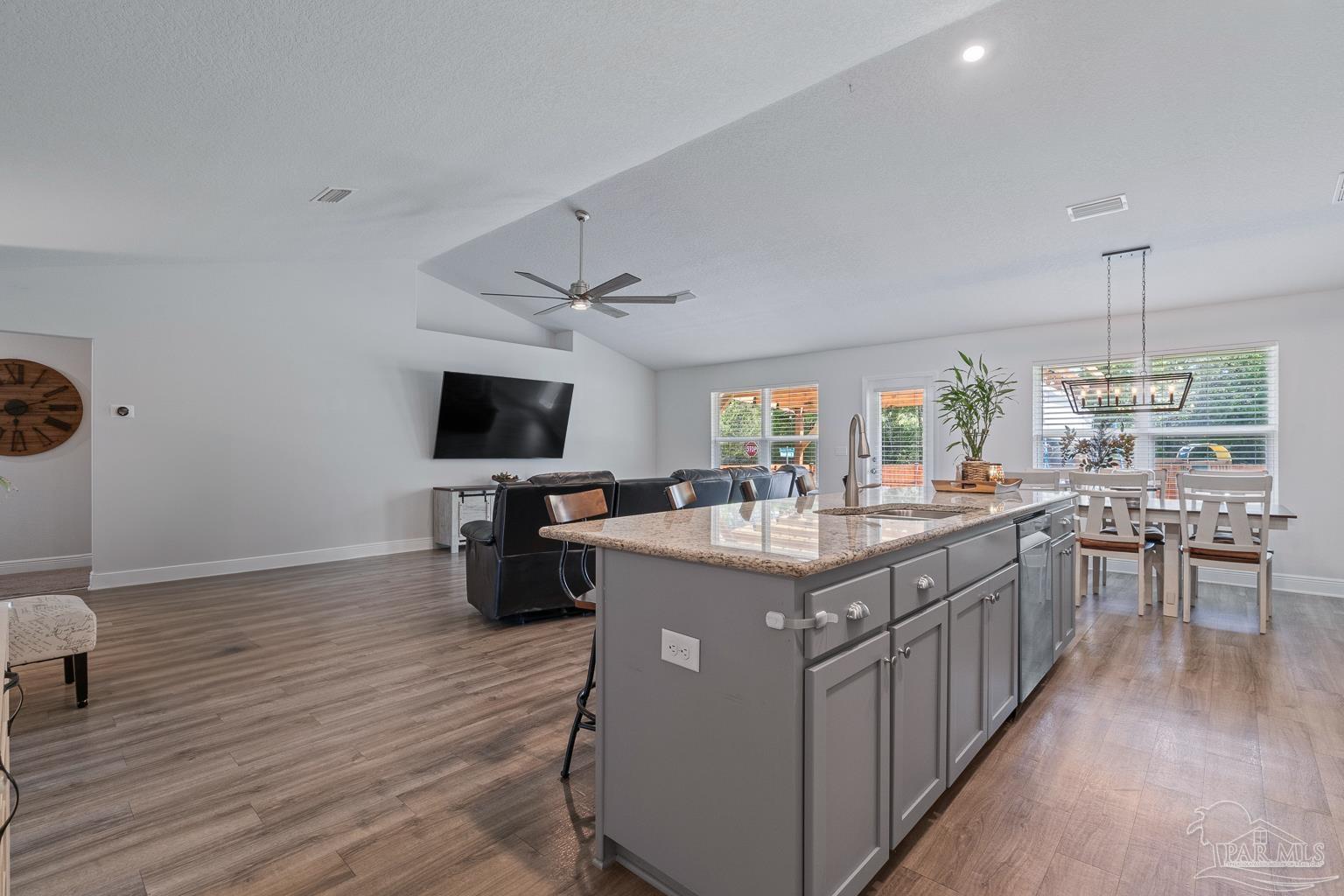 3533 Conley Dr