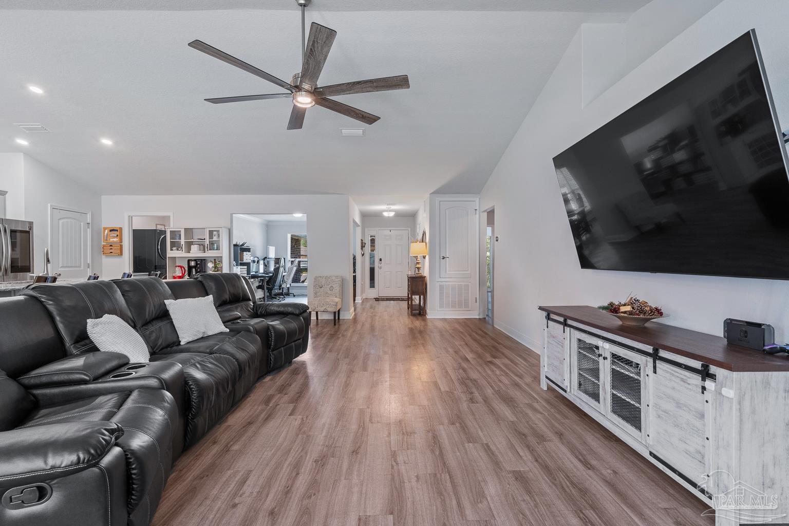 3533 Conley Dr