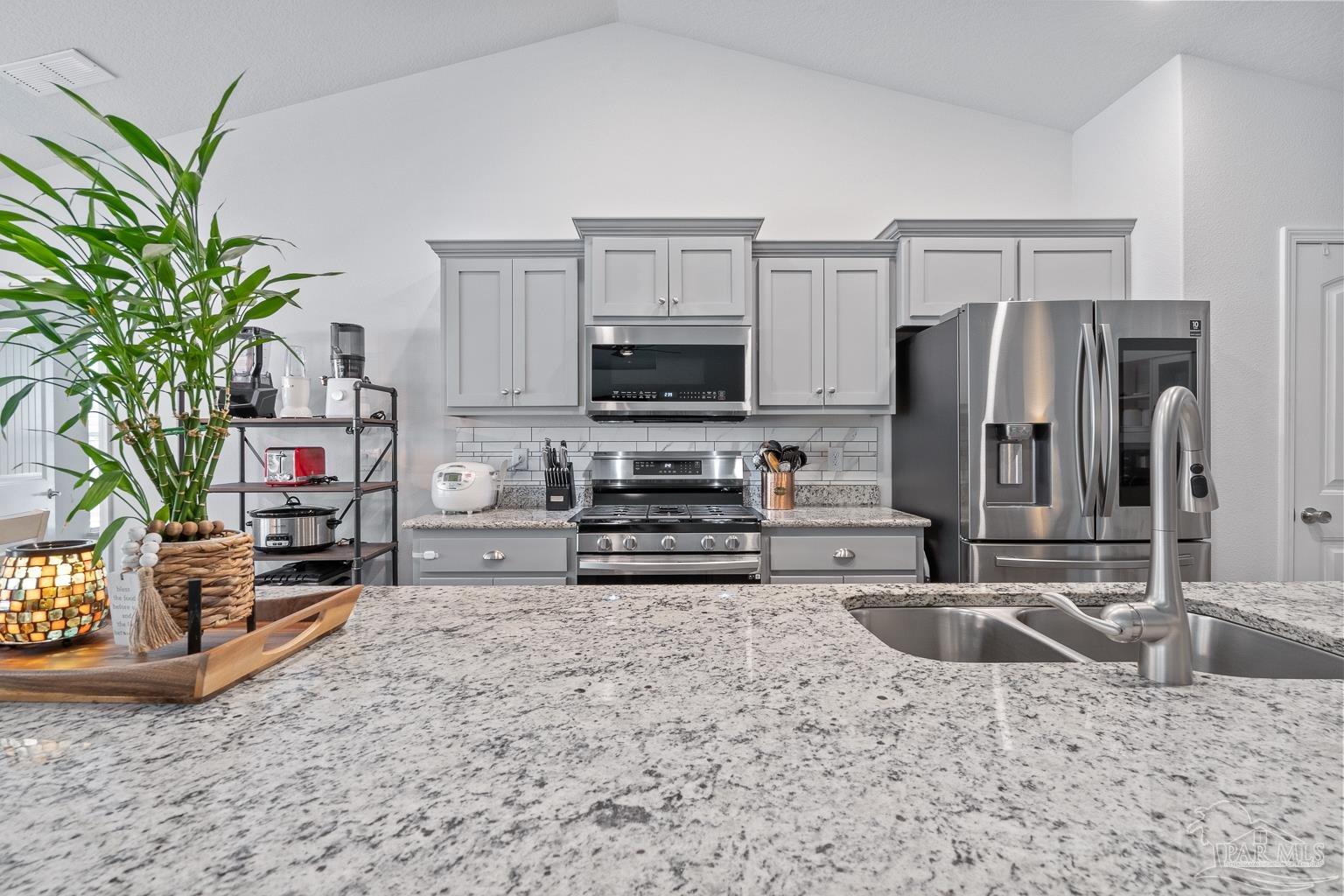 3533 Conley Dr