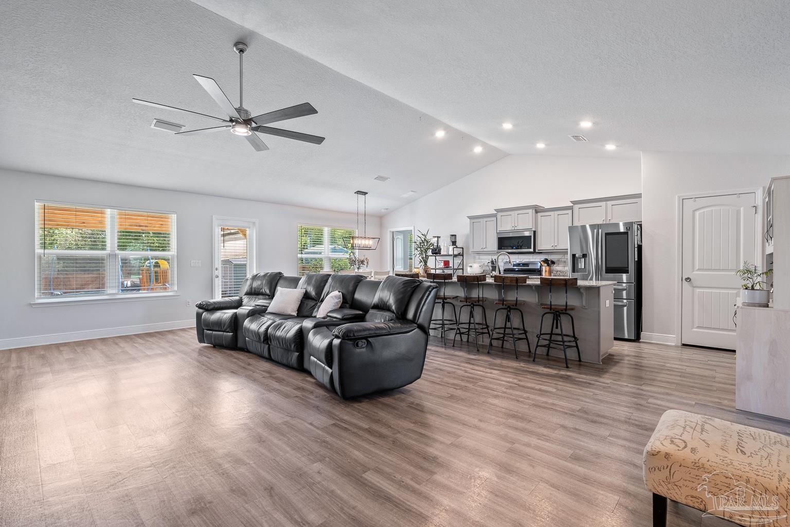 3533 Conley Dr