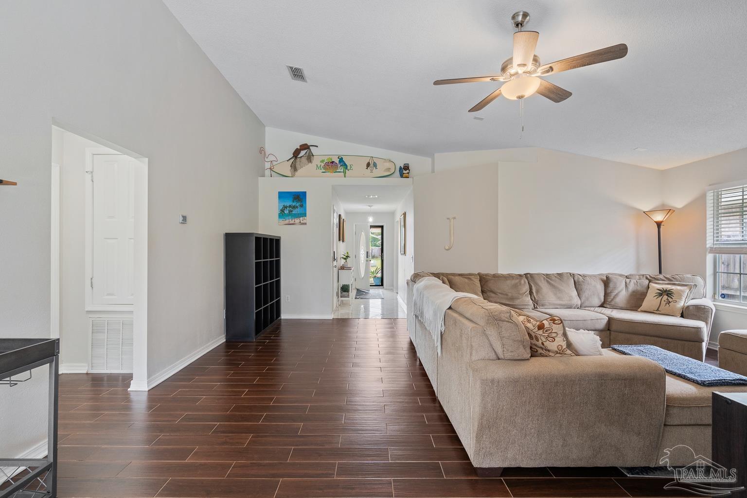 4961 Genevive Ct