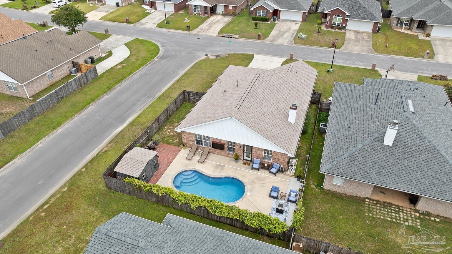 4961 Genevive Ct