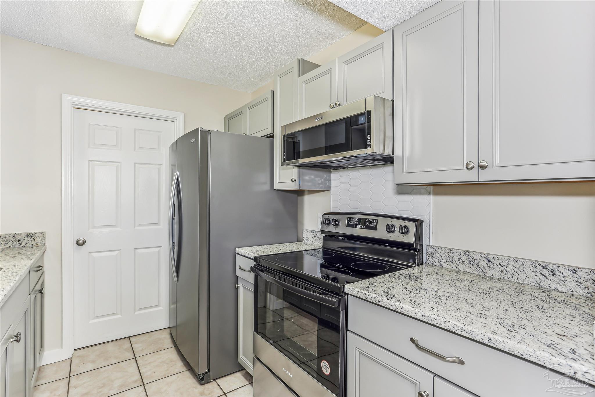 3012 Cedarwood Village Ln