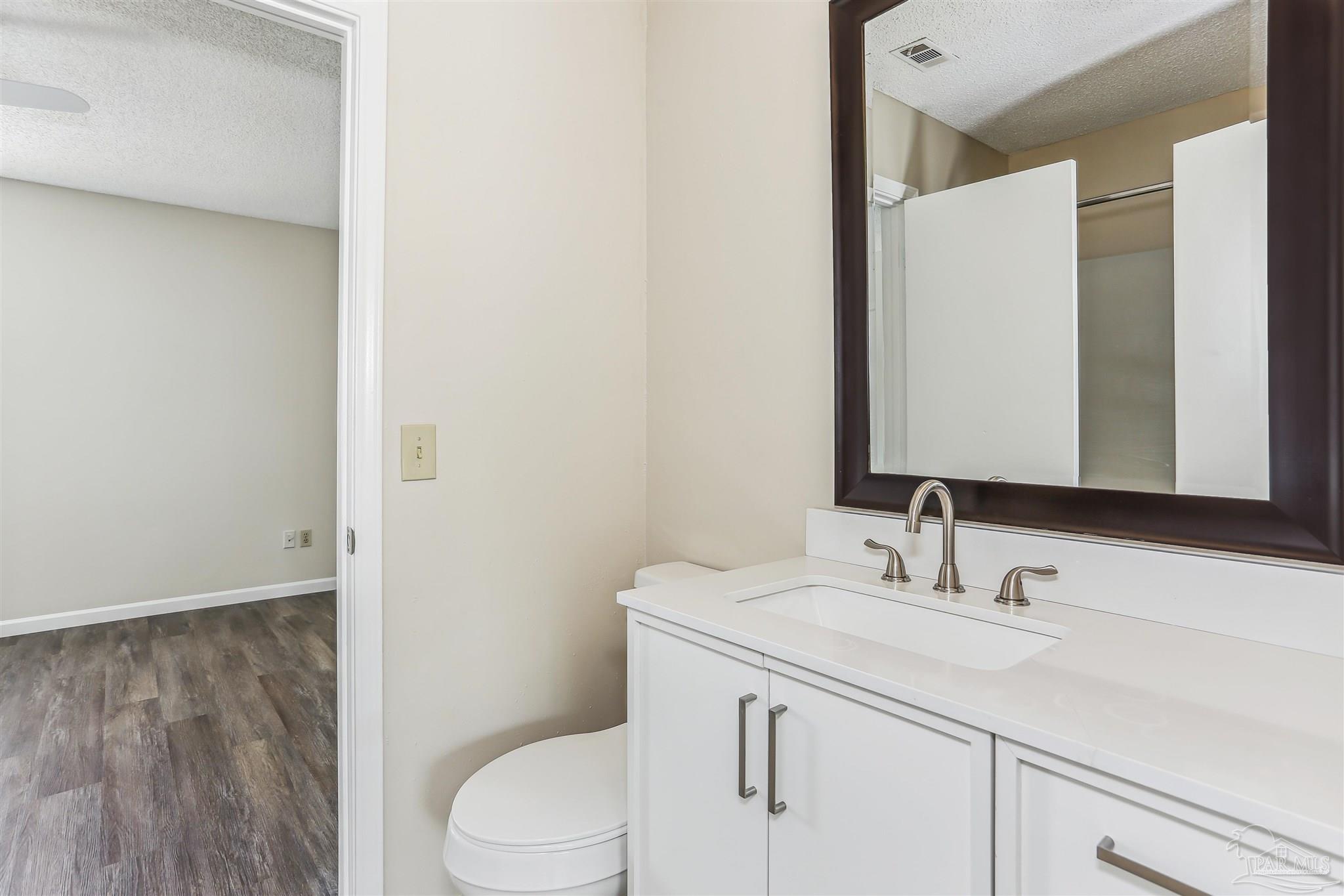 3012 Cedarwood Village Ln
