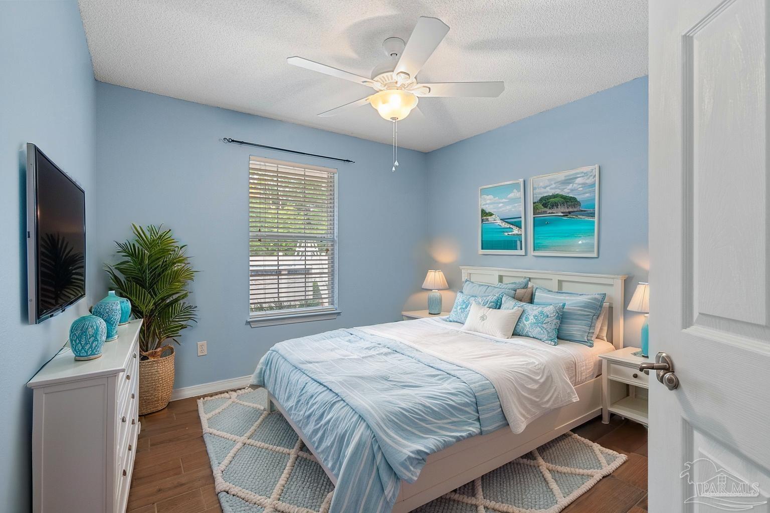 733 Ladner Dr
