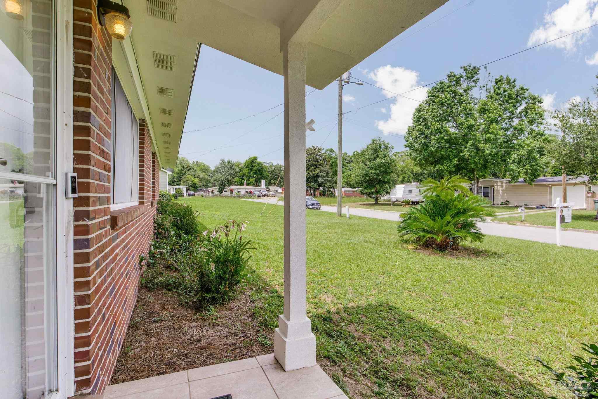 1002 Alexandria Dr