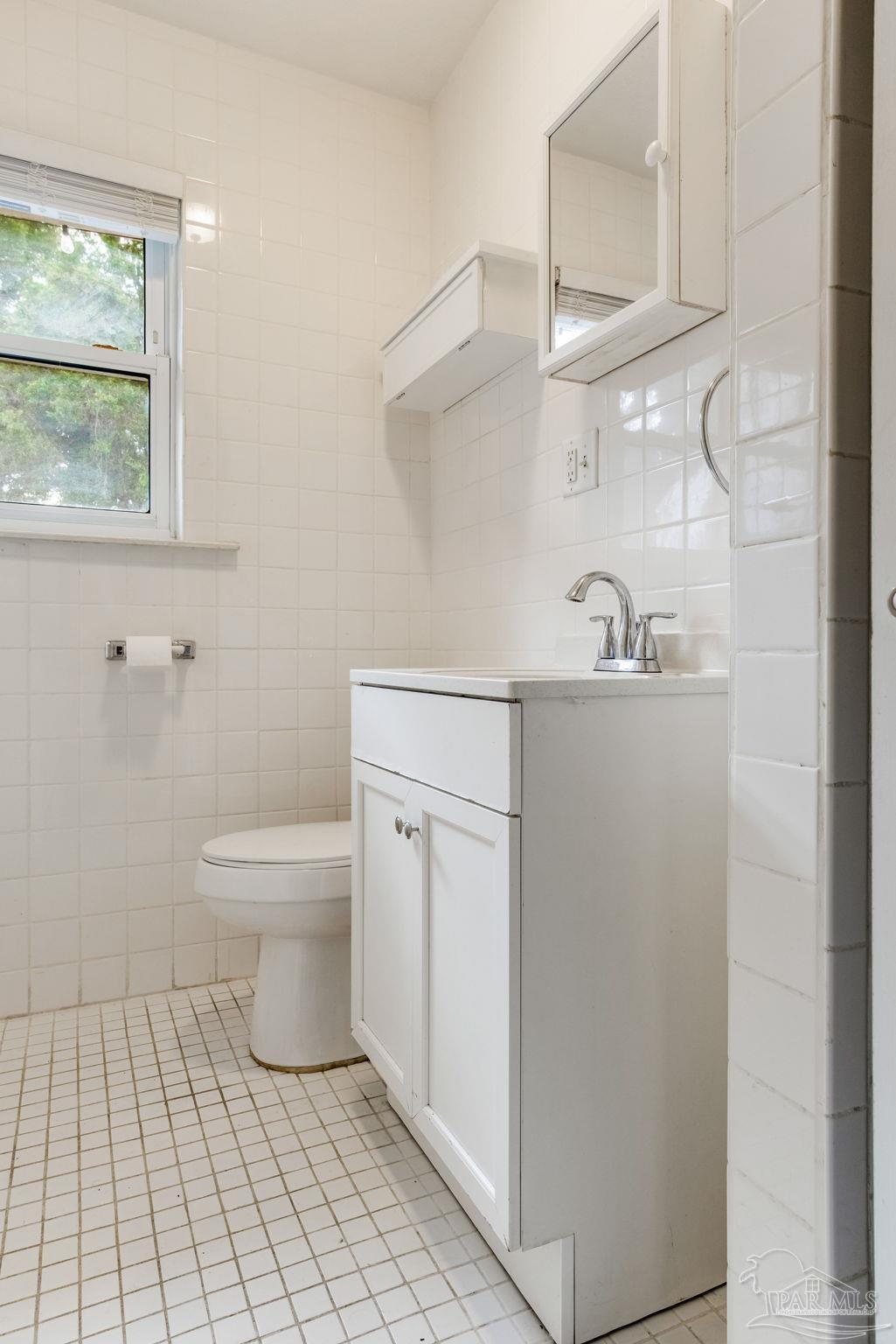 1002 Alexandria Dr