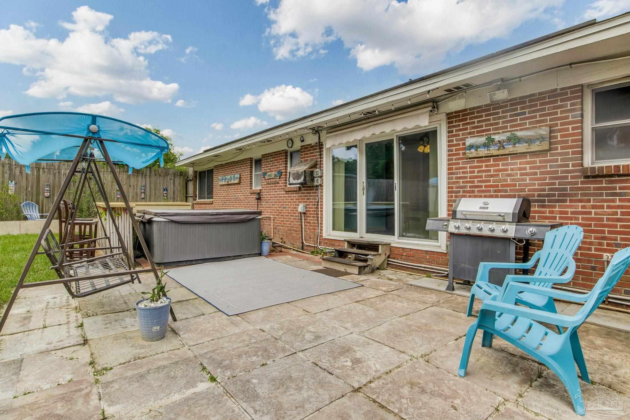 1002 Alexandria Dr