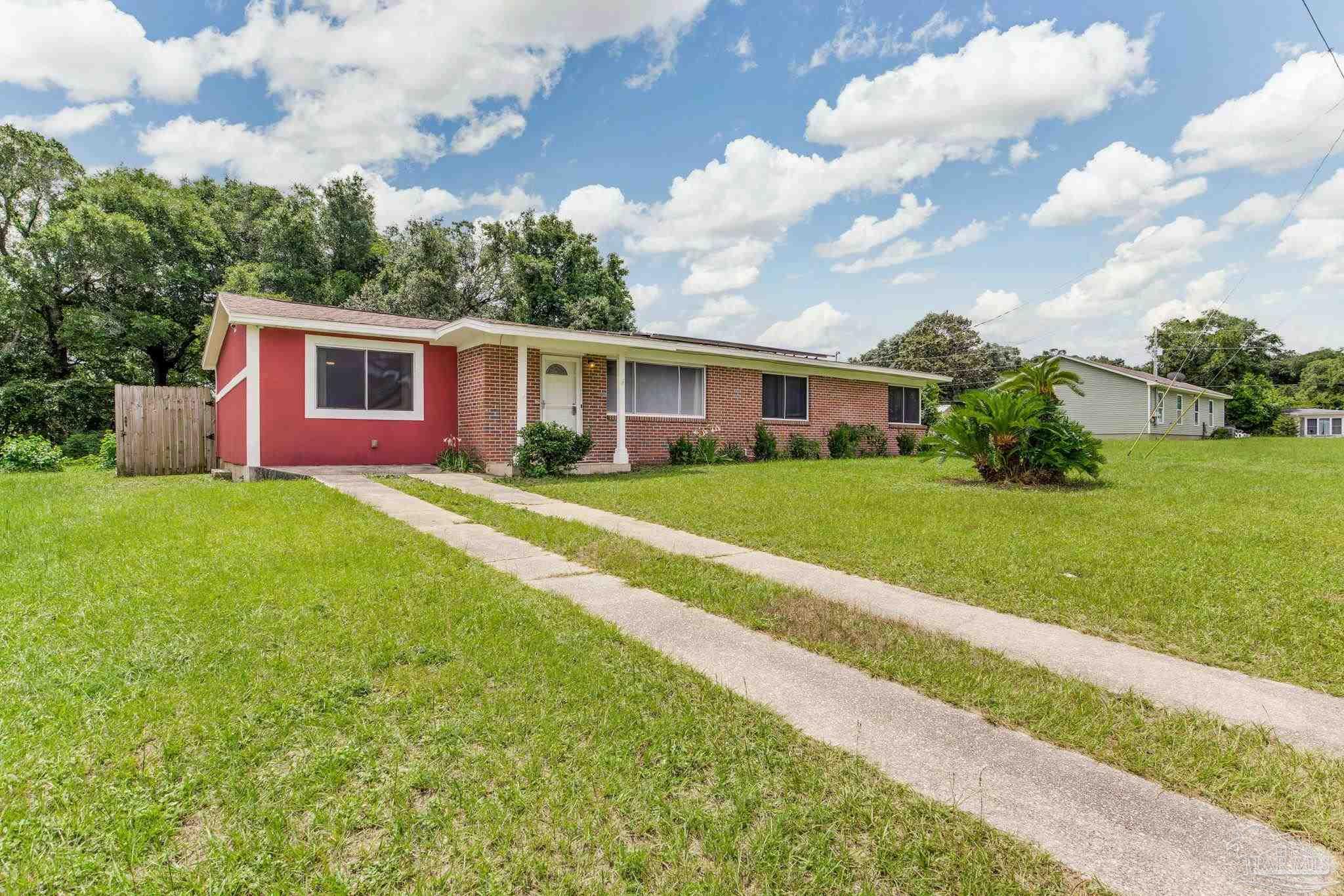 1002 Alexandria Dr
