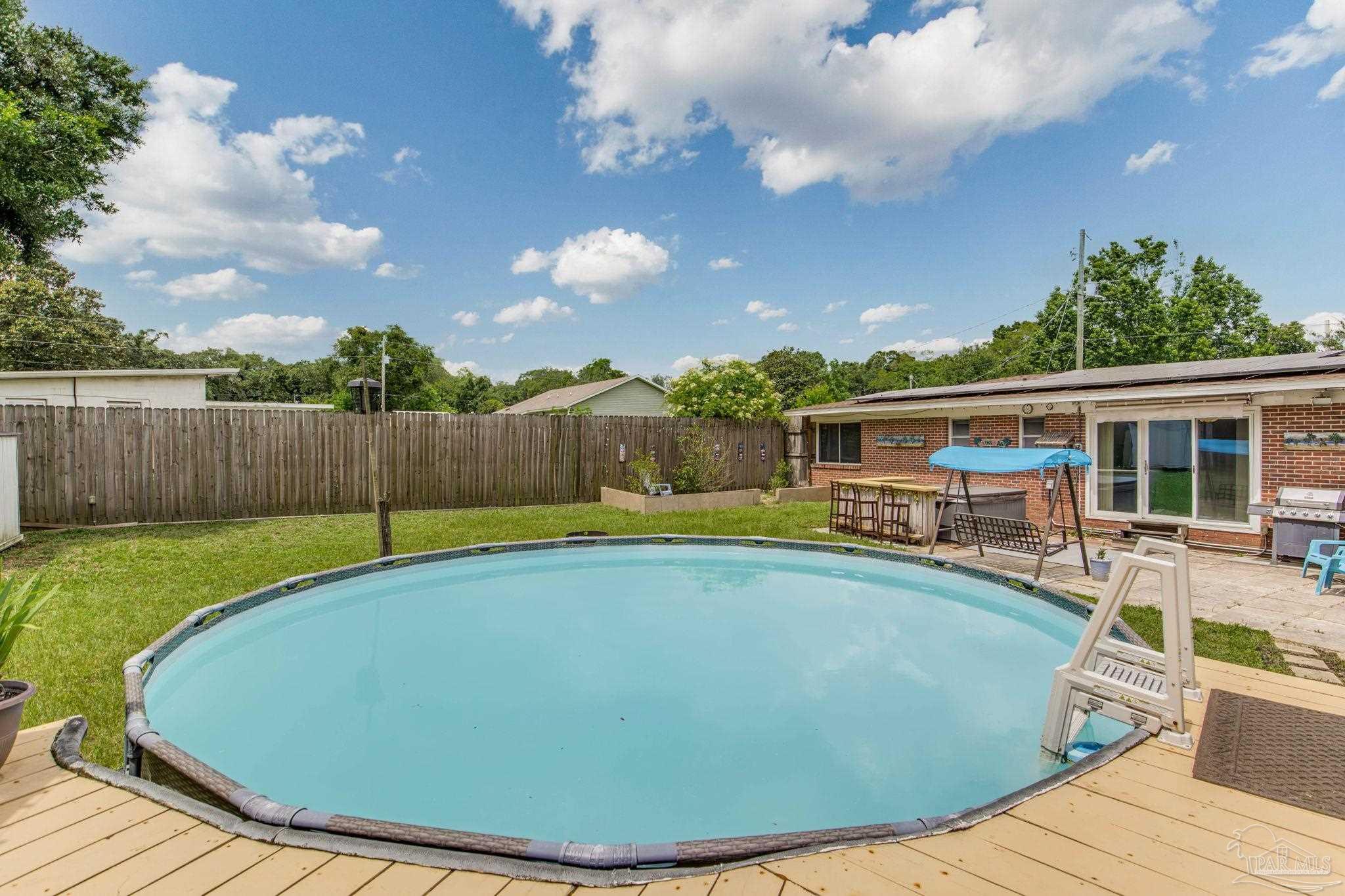 1002 Alexandria Dr