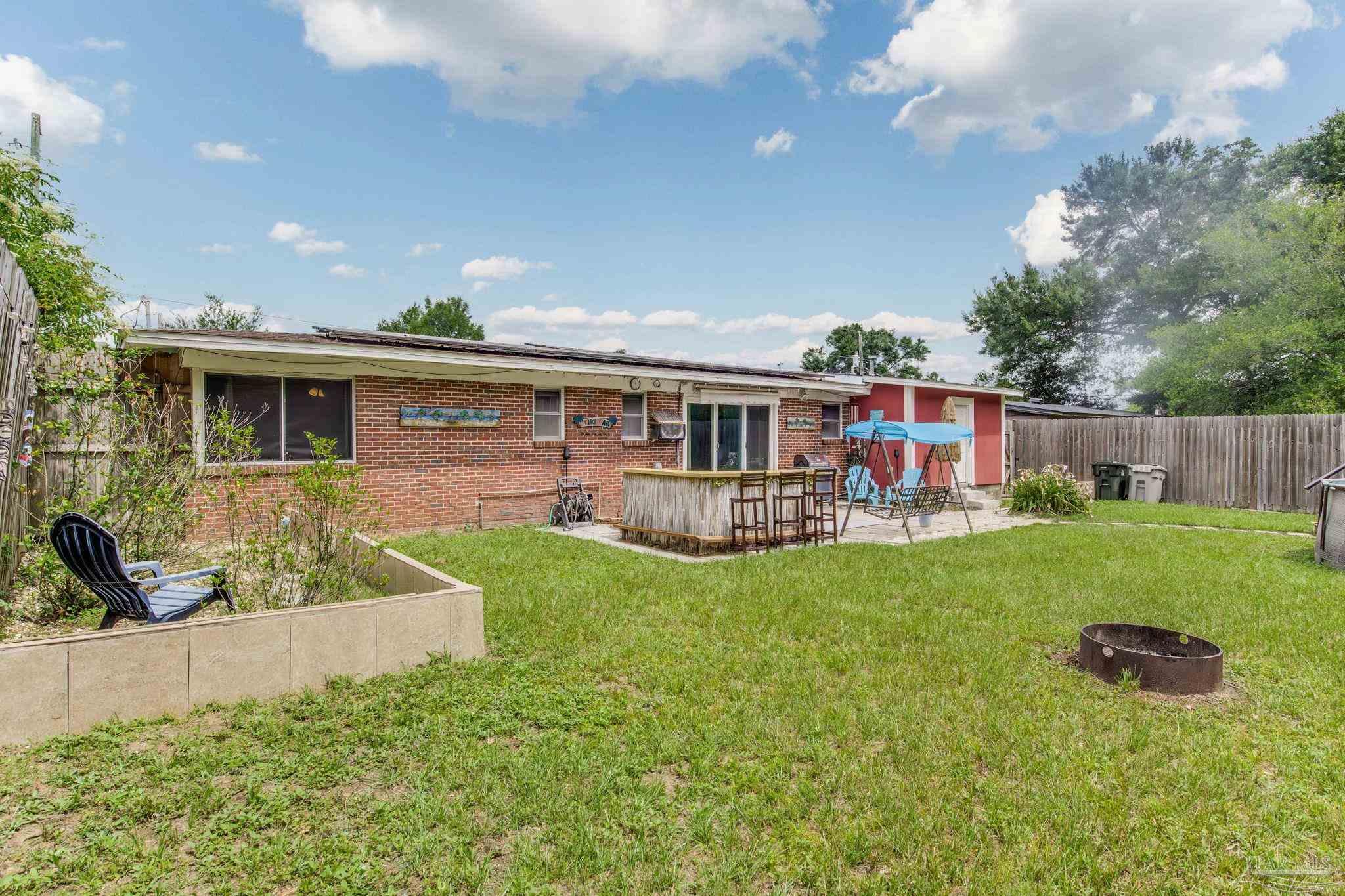 1002 Alexandria Dr