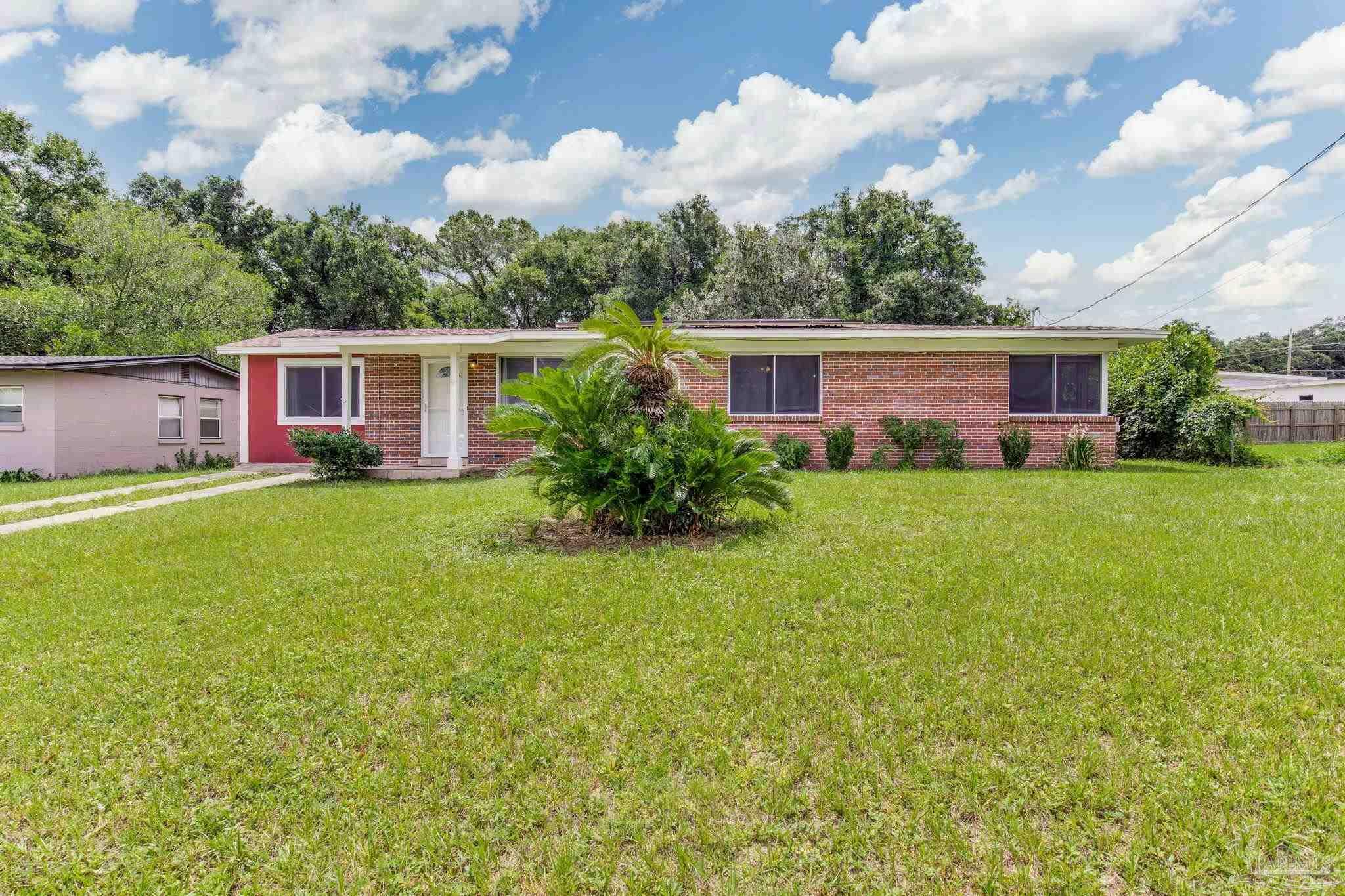 1002 Alexandria Dr