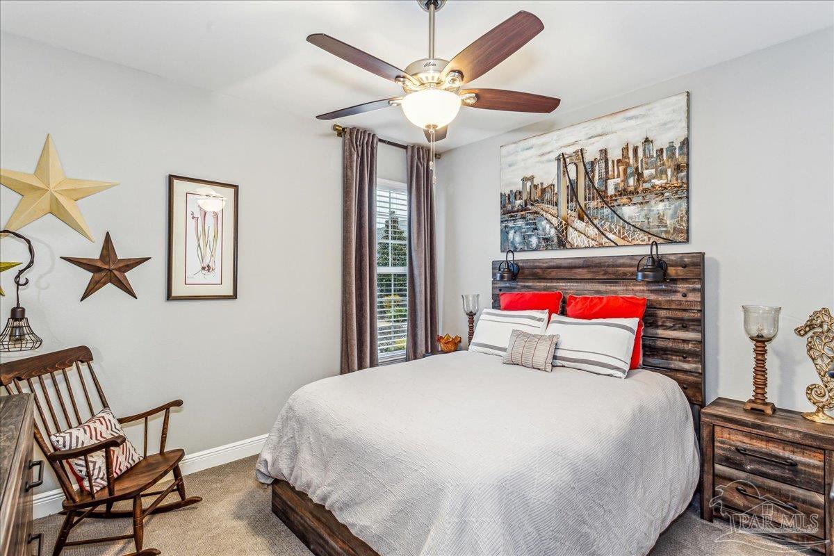 5843 Huntington Creek Blvd