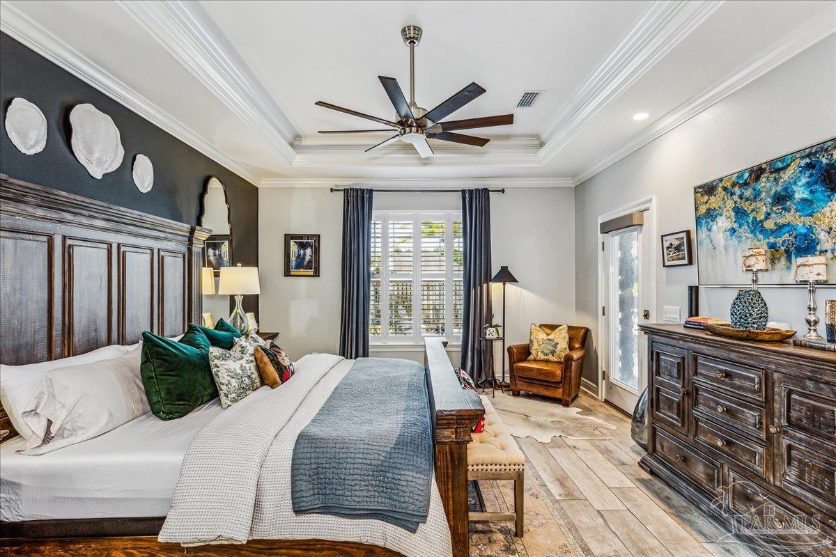 5843 Huntington Creek Blvd