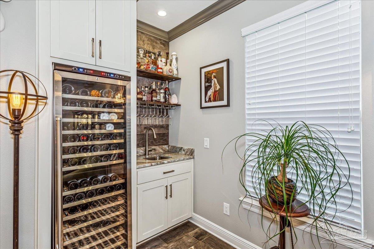 5843 Huntington Creek Blvd