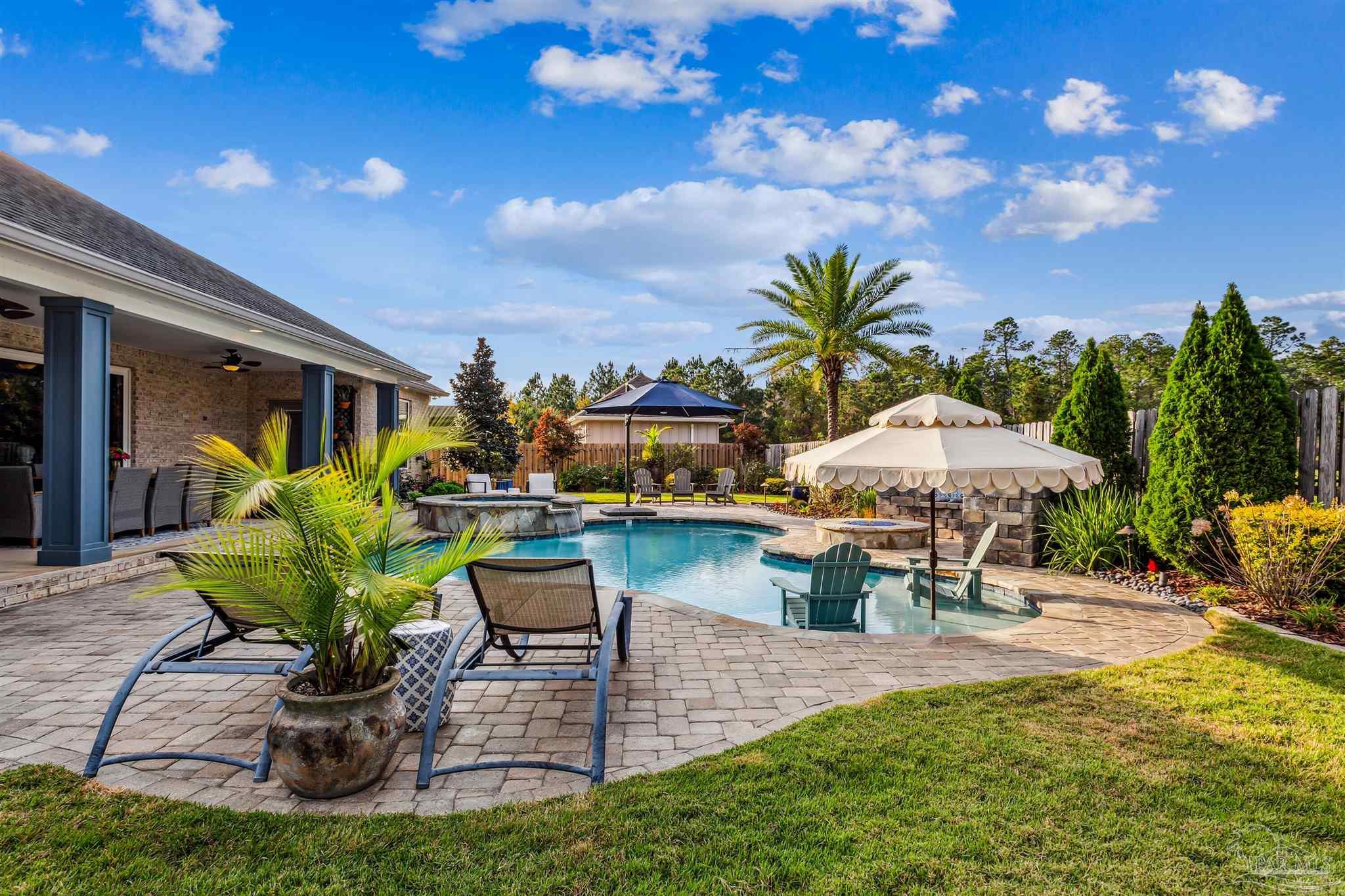 5843 Huntington Creek Blvd