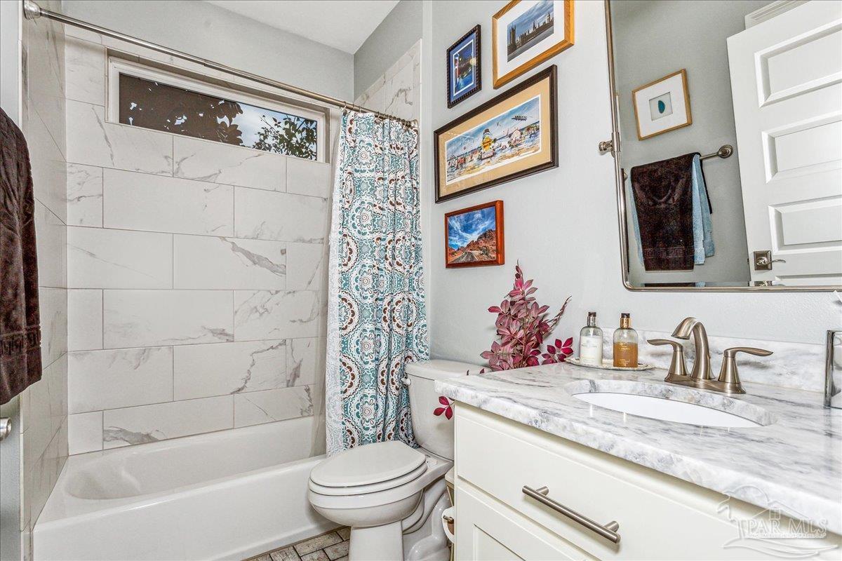 5843 Huntington Creek Blvd