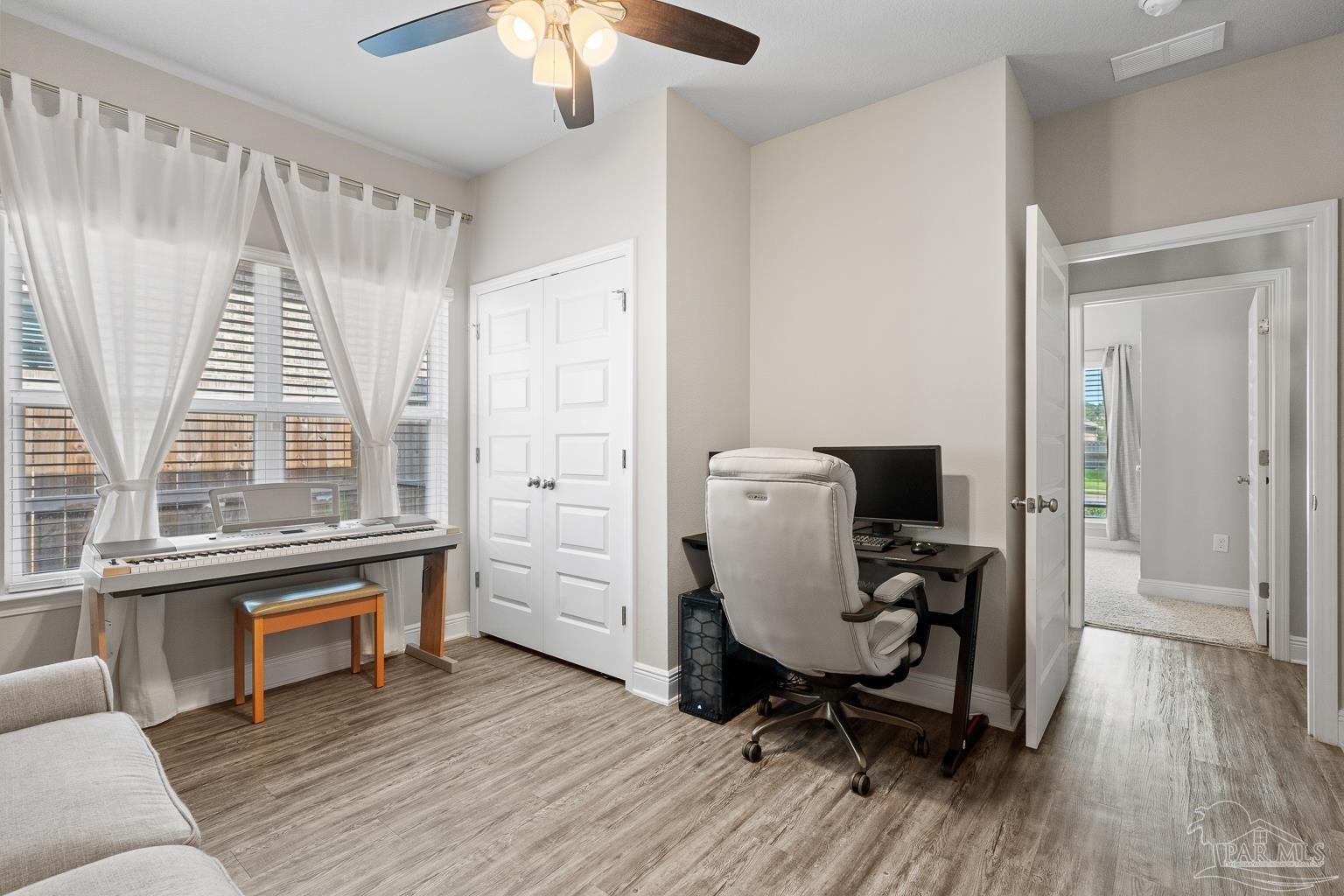 7695 Burnside Loop