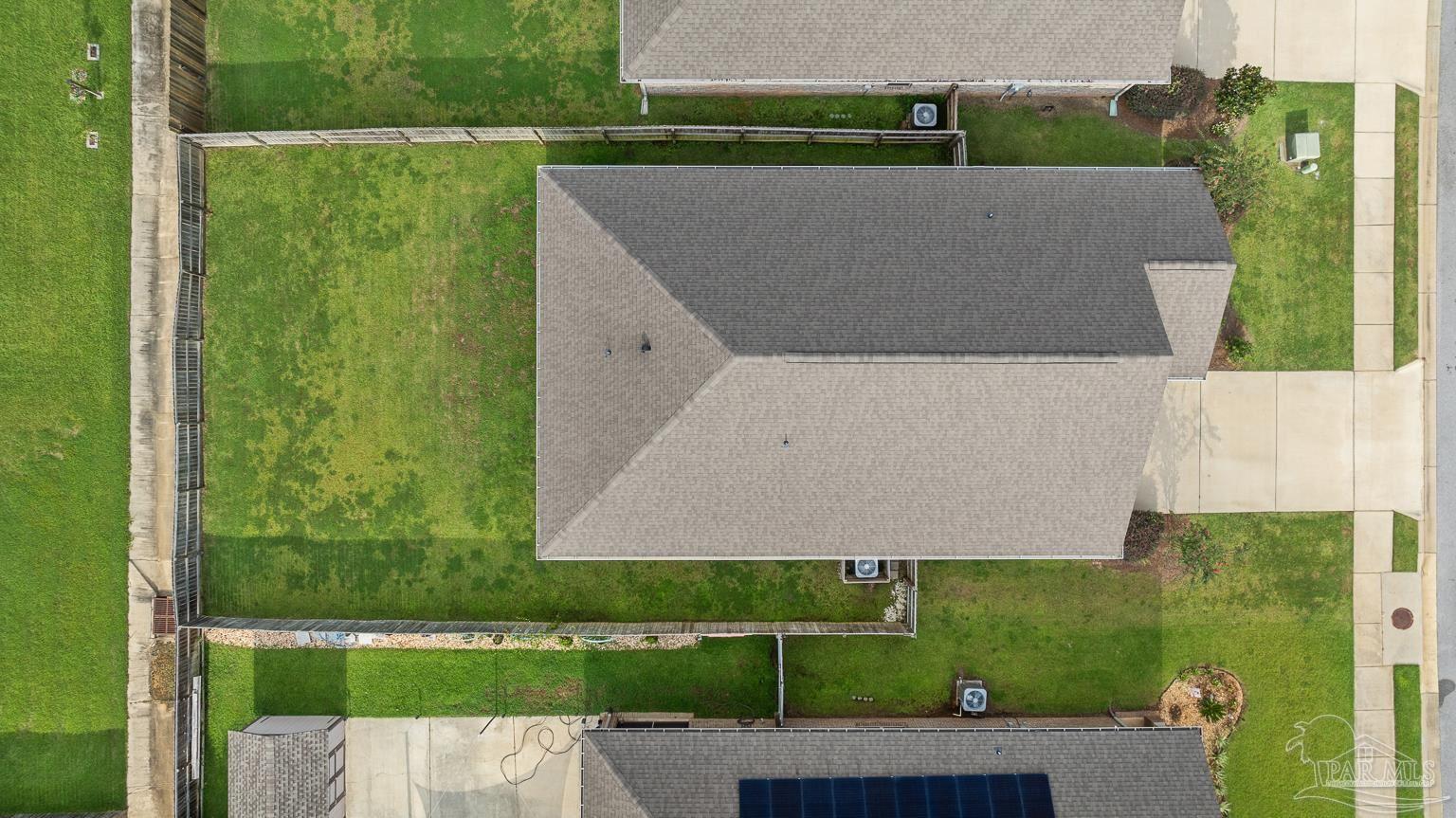 7695 Burnside Loop