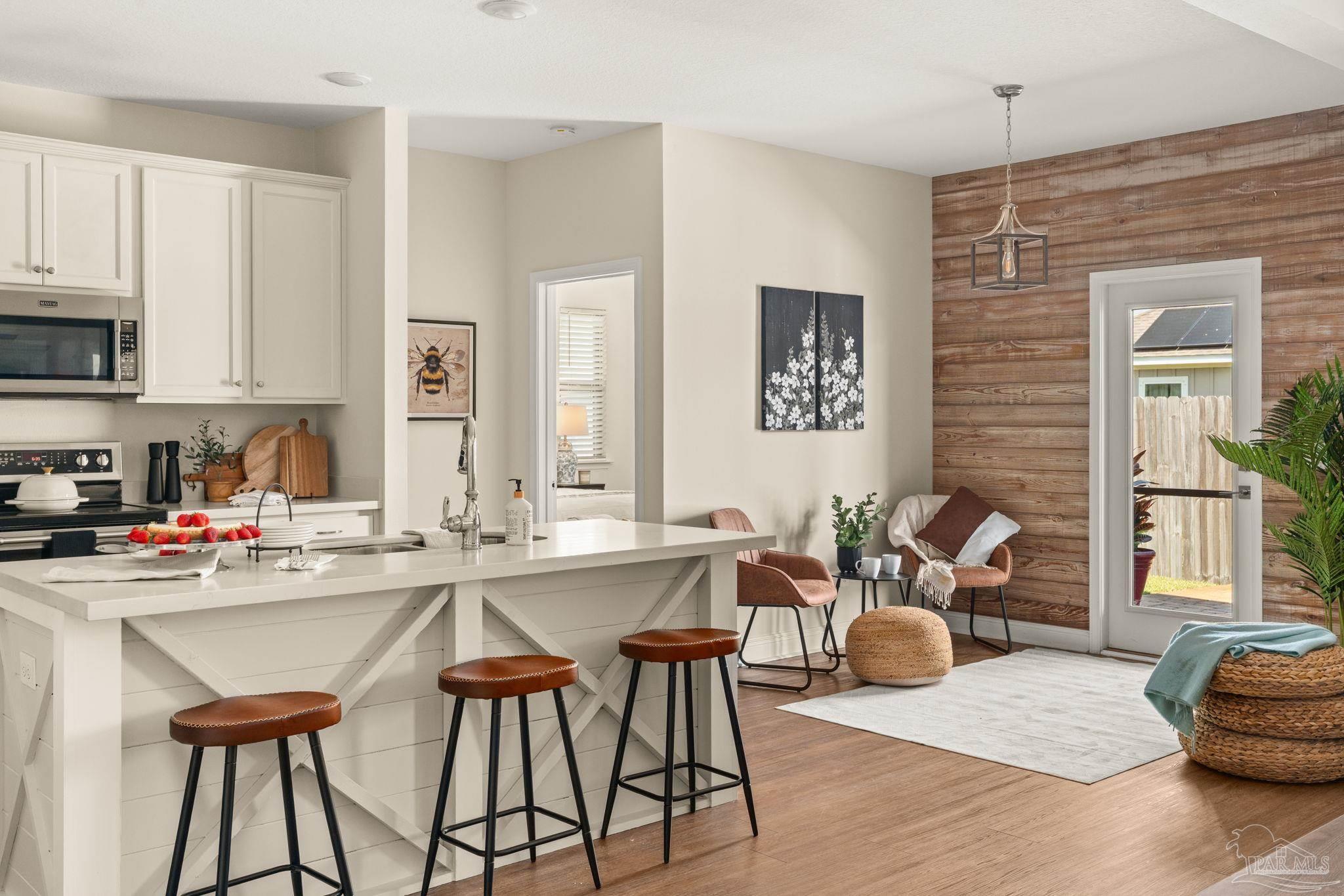 3505 Pelican Bay Cir