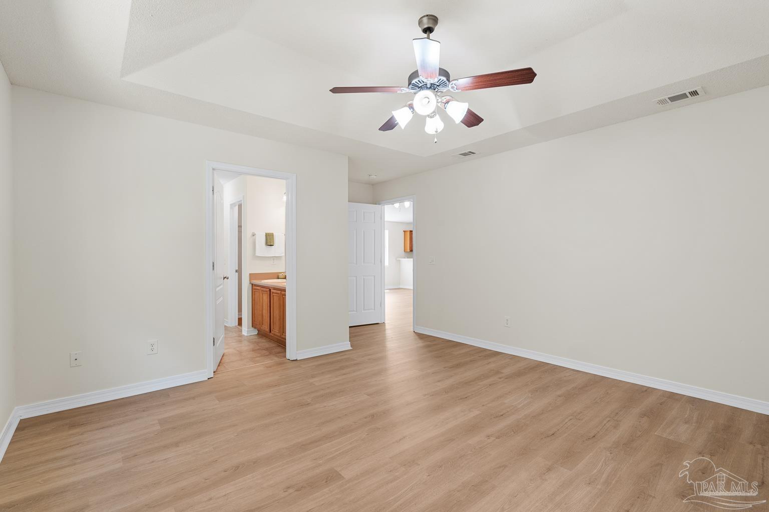 176 Creekview Dr
