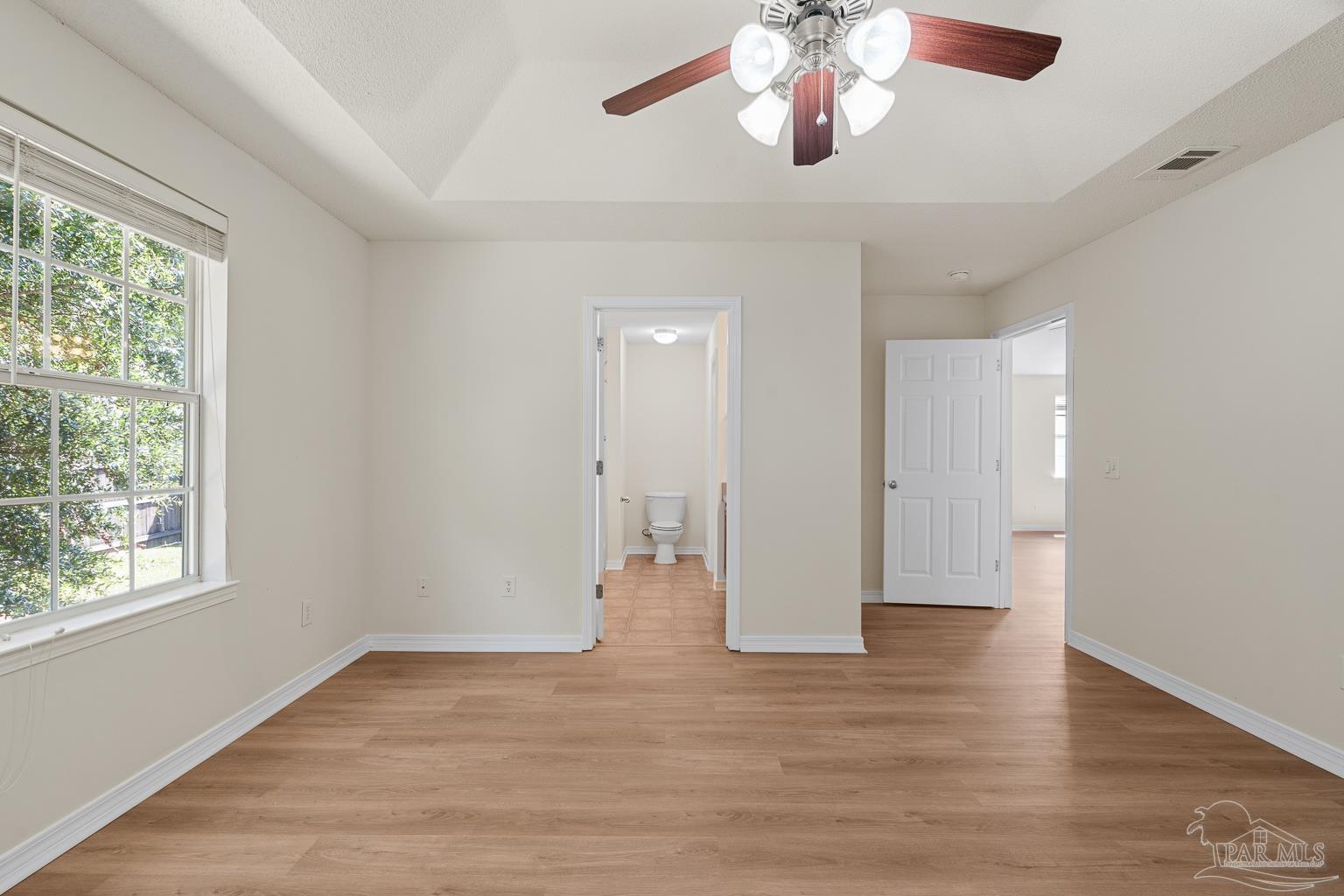 176 Creekview Dr
