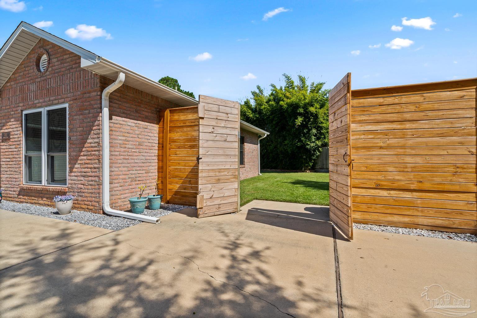 1511 Navaho Ct
