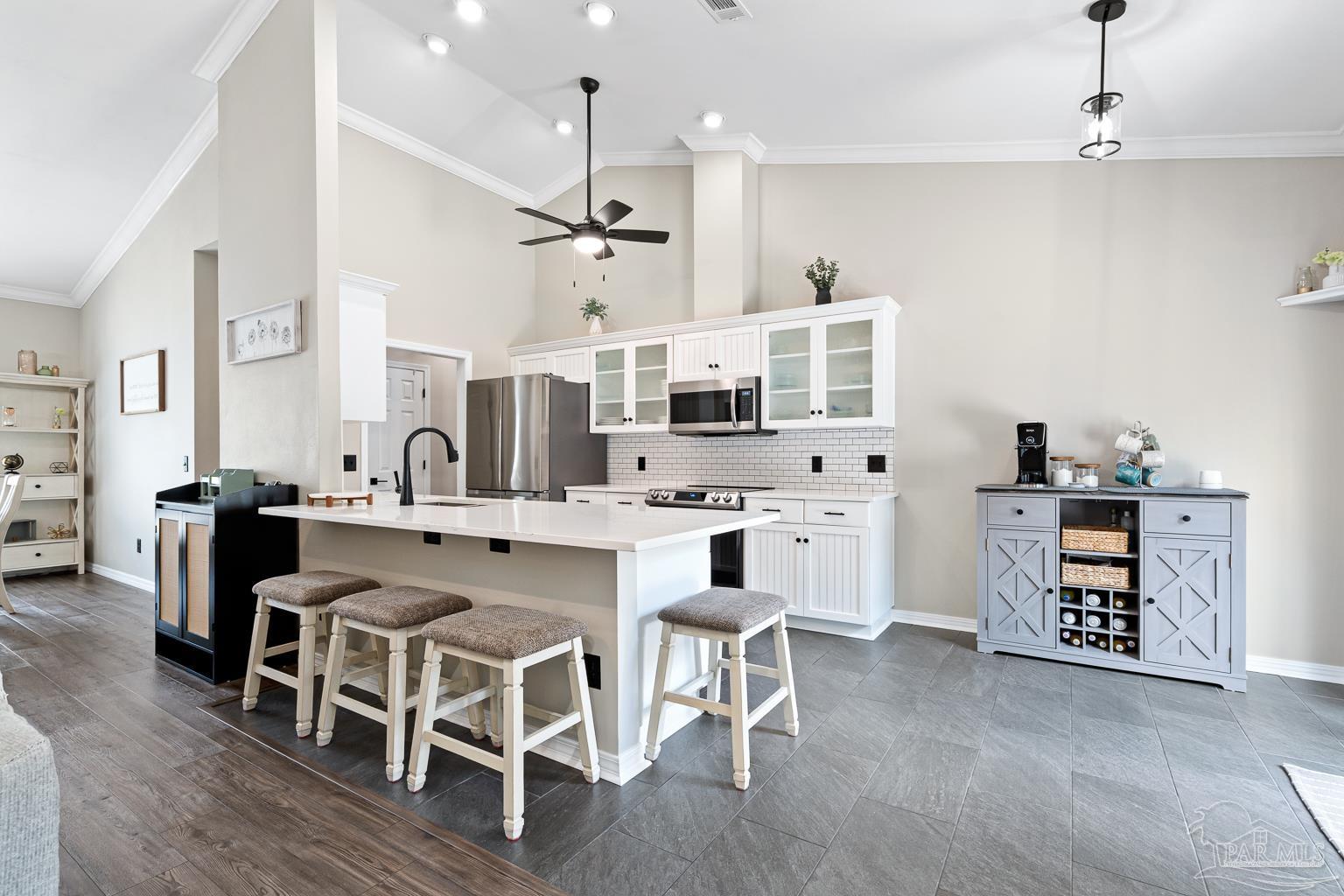 1511 Navaho Ct