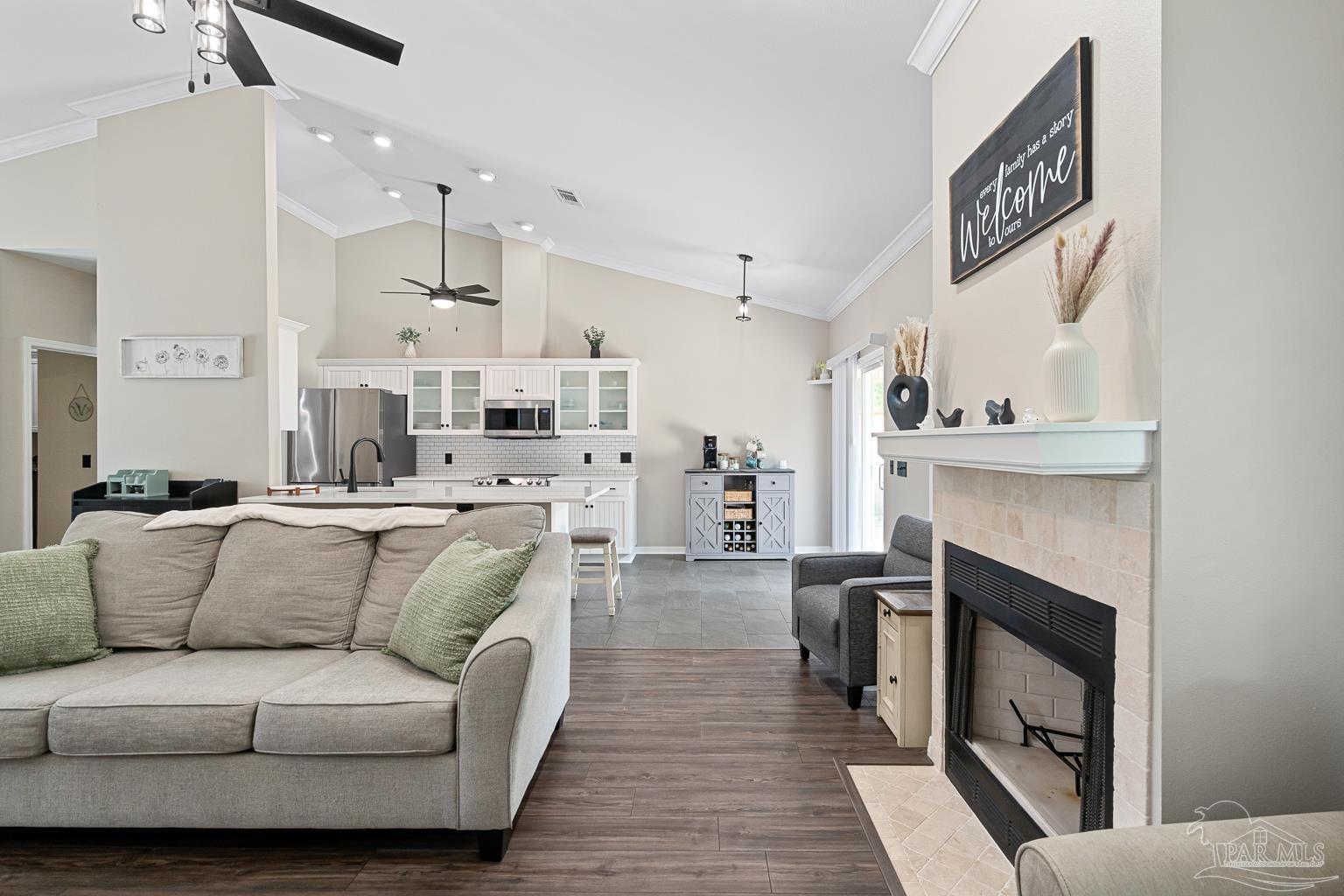 1511 Navaho Ct