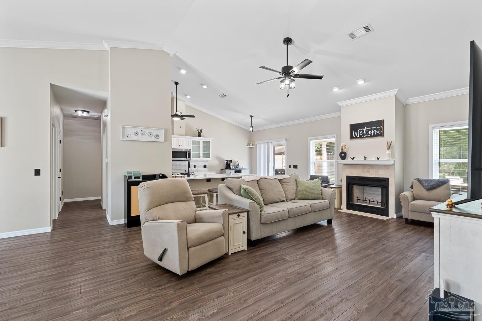 1511 Navaho Ct