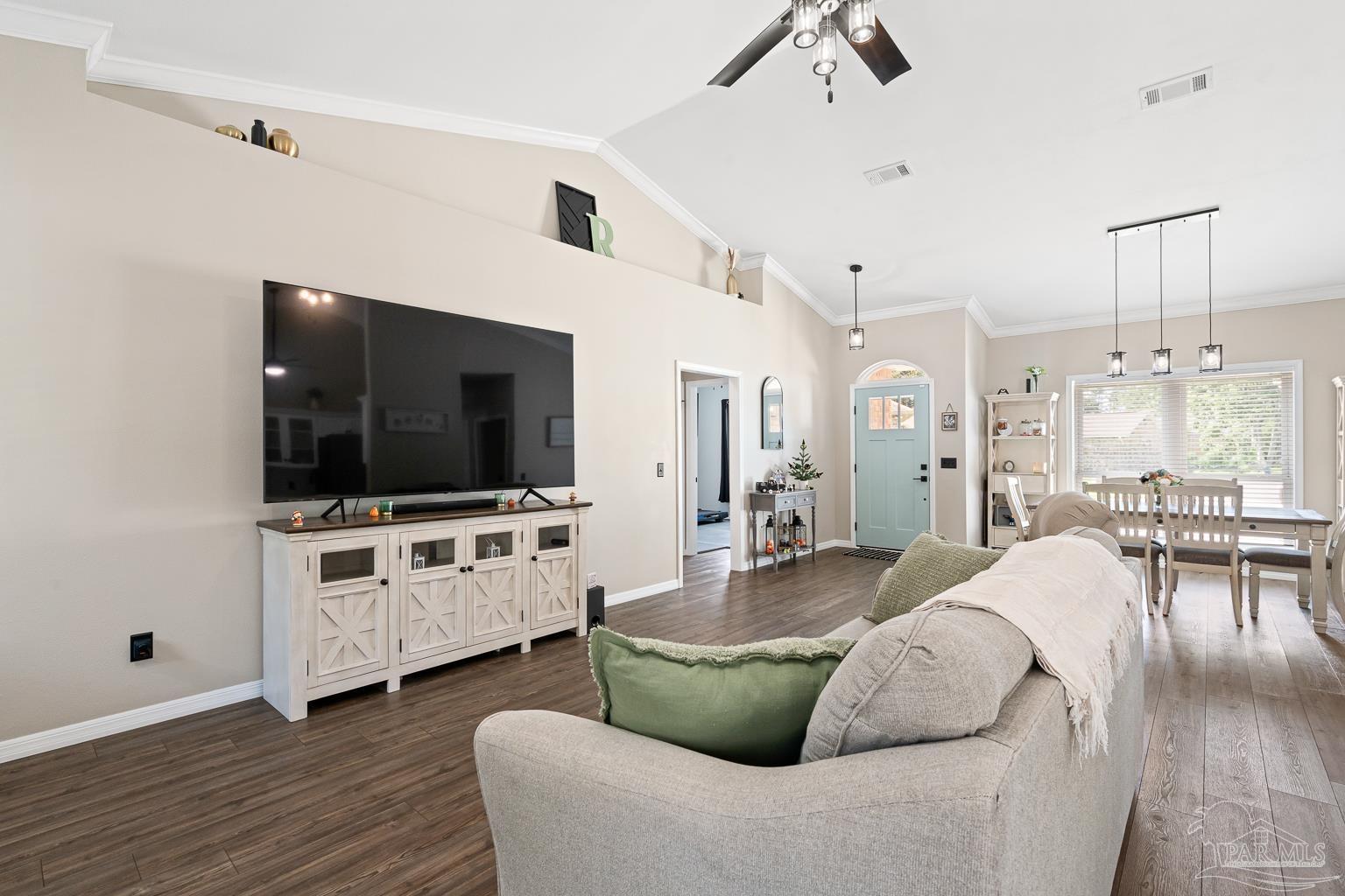 1511 Navaho Ct