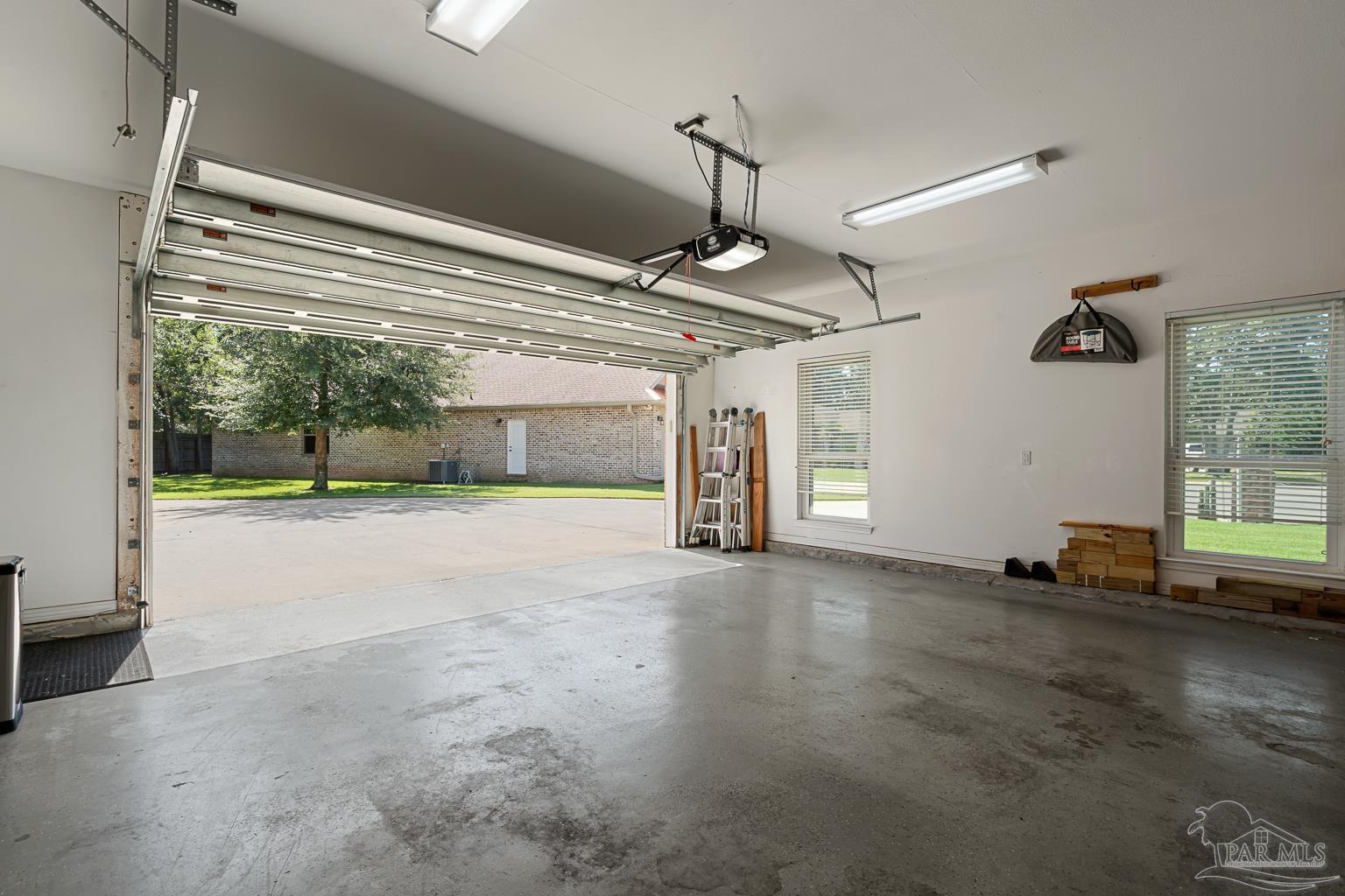 1511 Navaho Ct