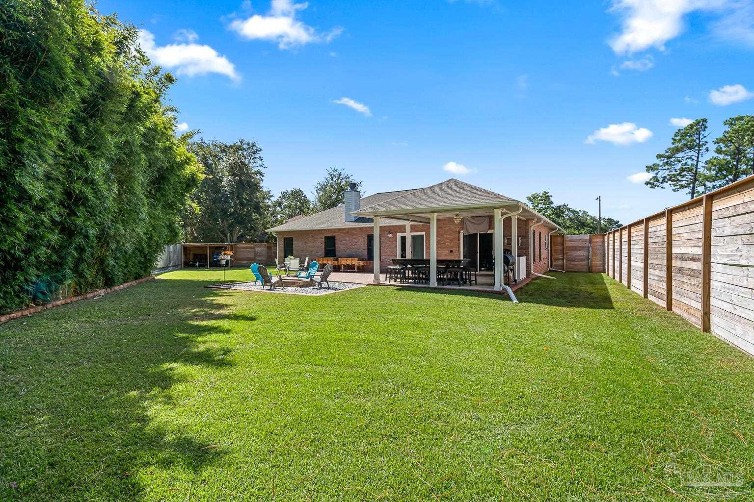 1511 Navaho Ct