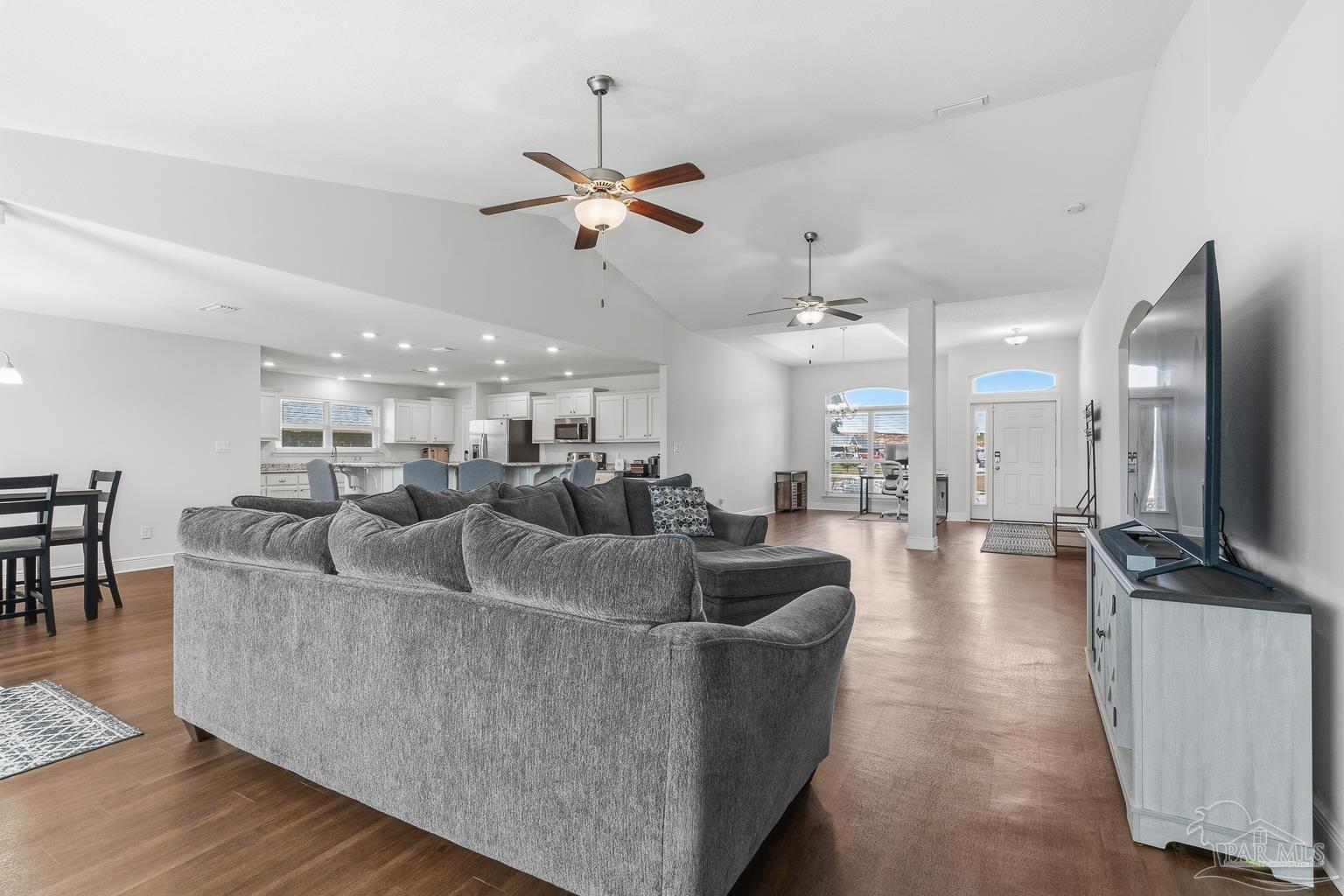 5961 Makenna Dr