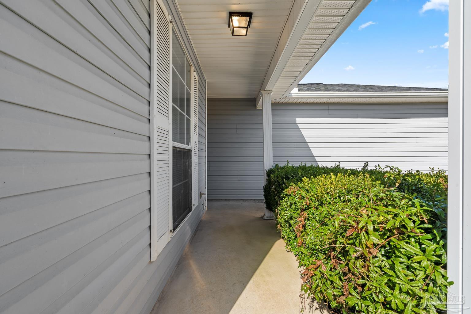 1099 Antigua Cir