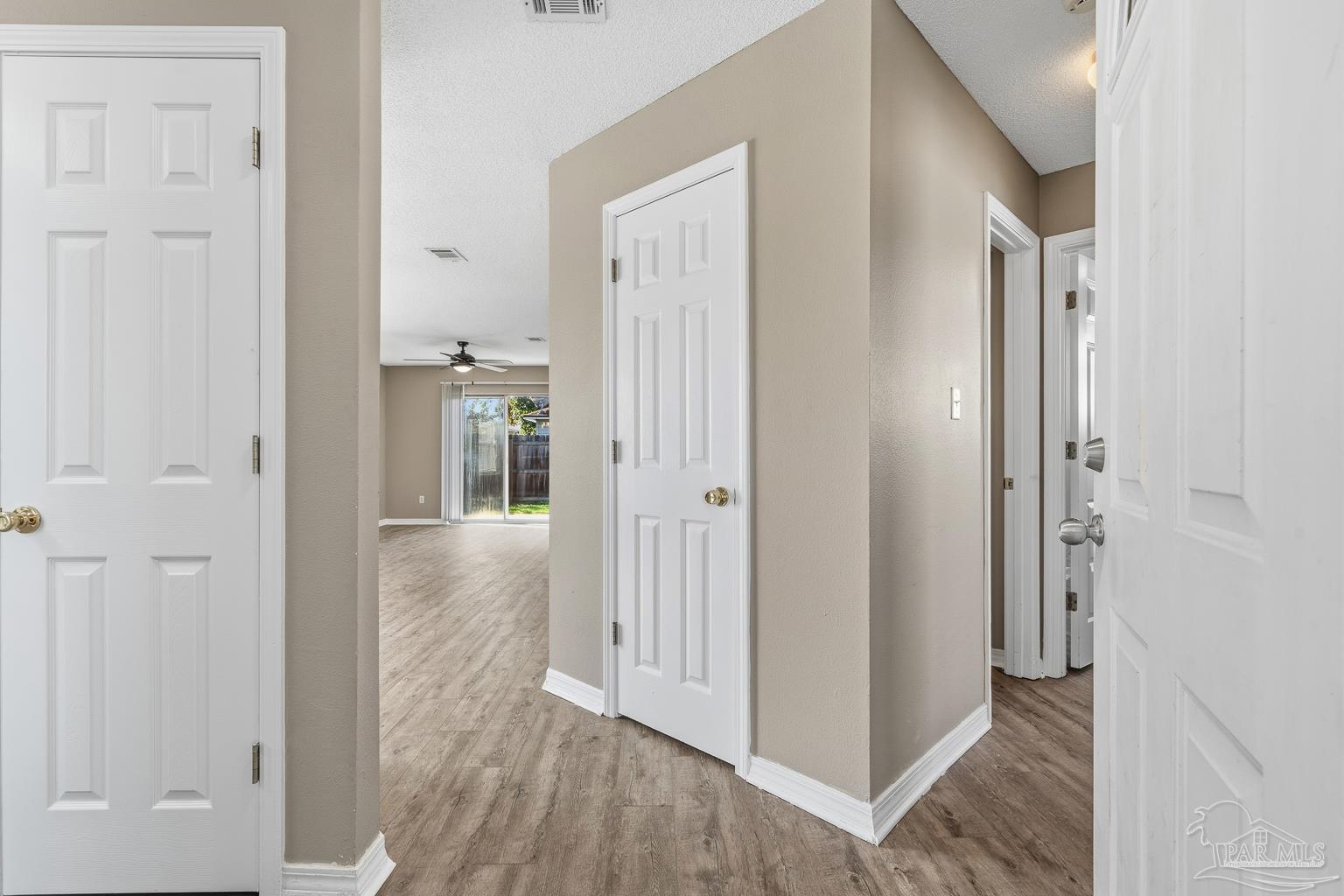 1099 Antigua Cir